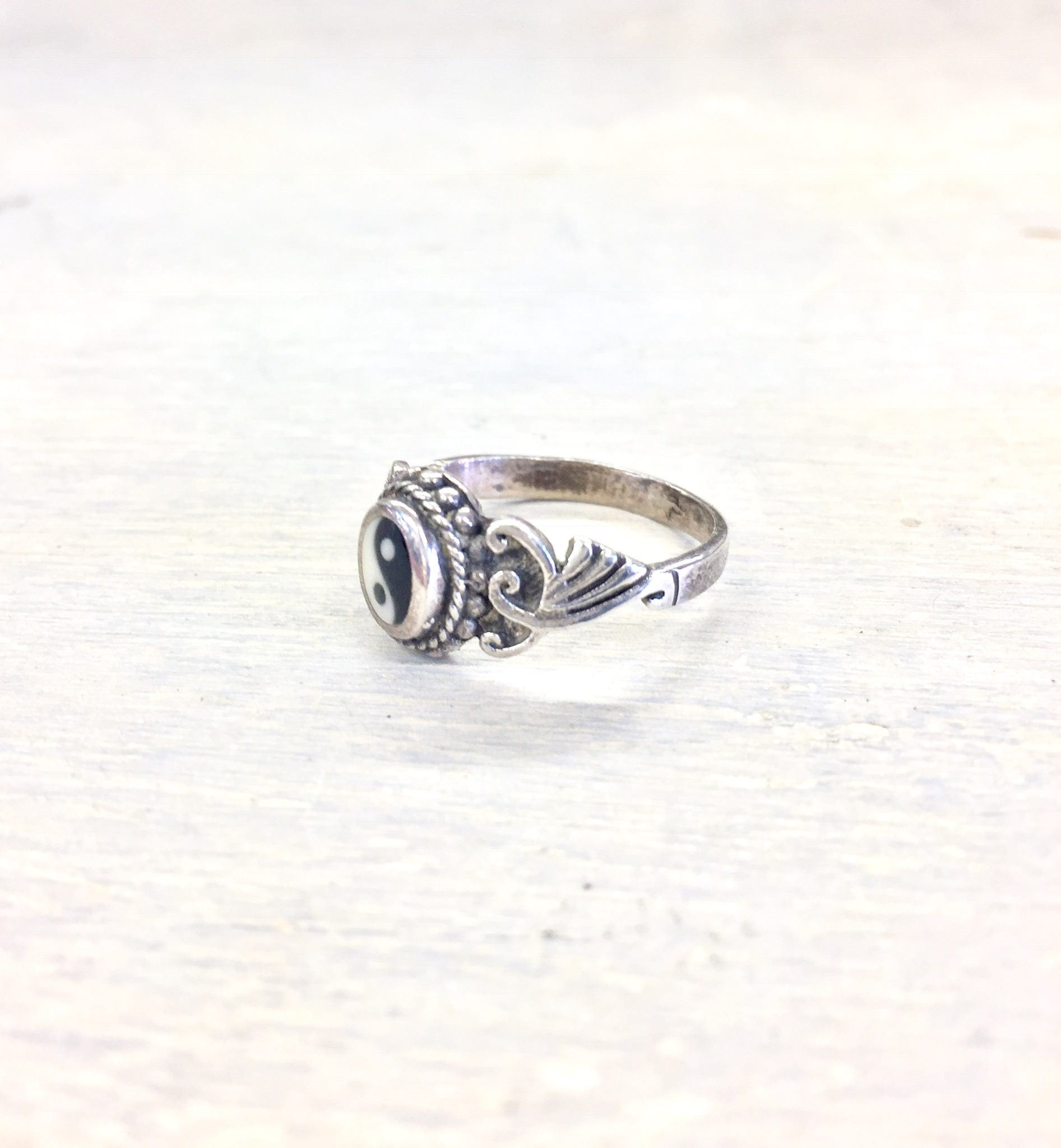Sterling Silver Ring | Yin Yang | Vintage Ring | Yin Yang Ring | 90's Fashion | Vintage Jewelry | Vintage Sterling Silver | Sterling Jewelry