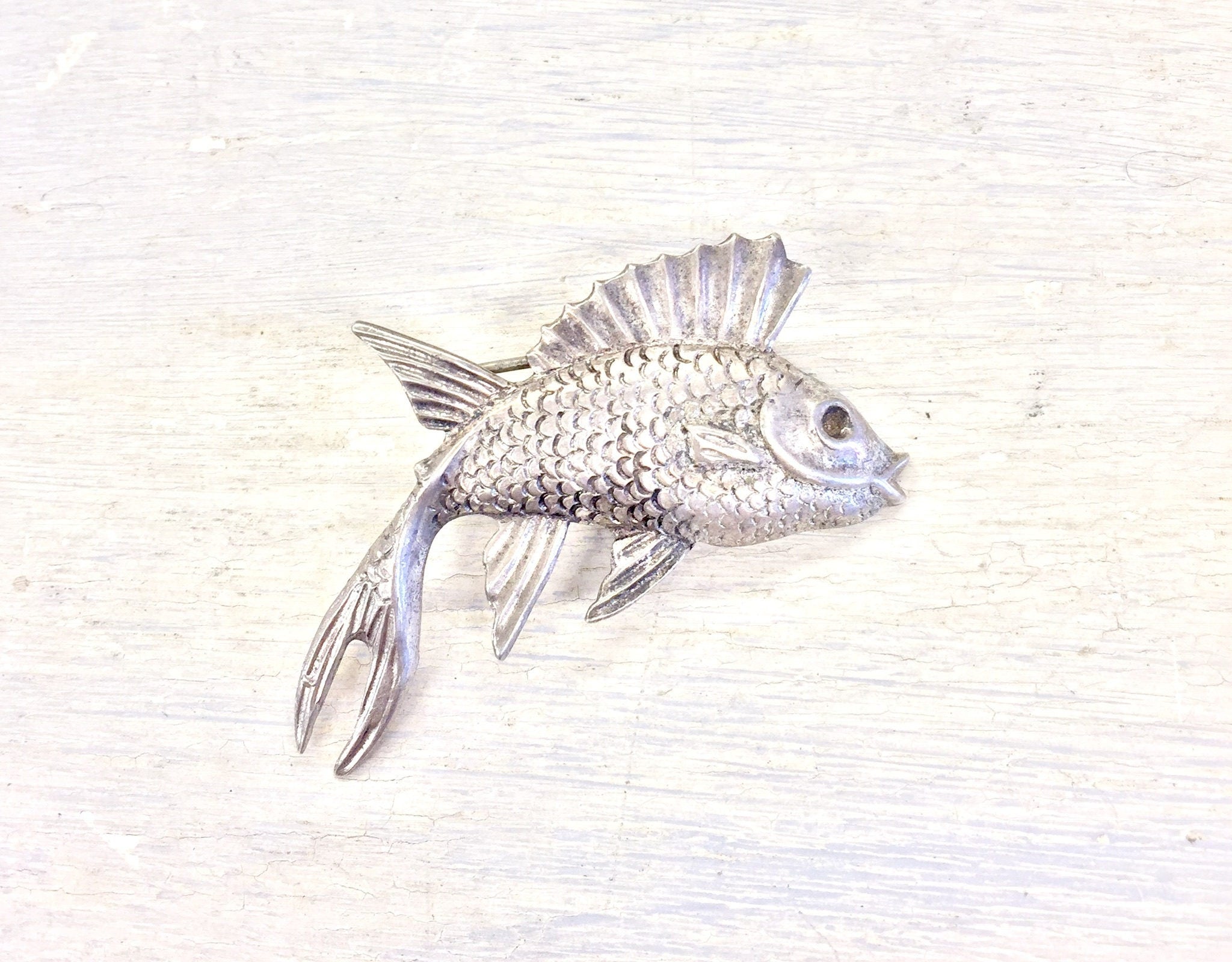 Vintage Silver Brooch, Fish Brooch, Sterling Silver, Vintage Jewelry, Fish Jewelry, Vintage Pin, Fish, Animal Jewelry, Aquatic, Gift for Mom