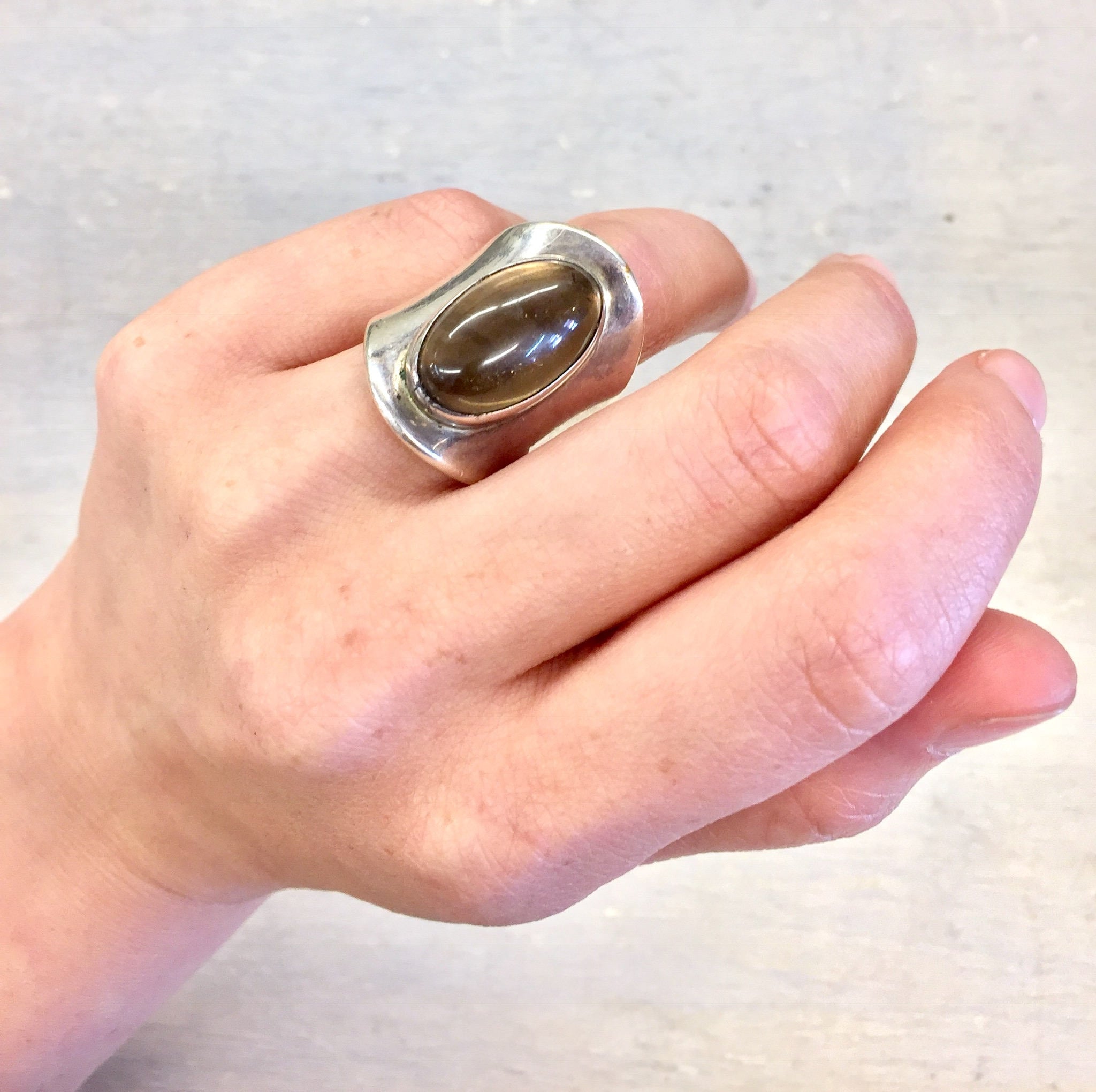 Vintage Silver Ring, Sterling Silver, Smokey Quartz, Cabochon Stone, Brown Stone, Vintage Jewelry, Quartz Jewelry, Brown Jewelry, Statement