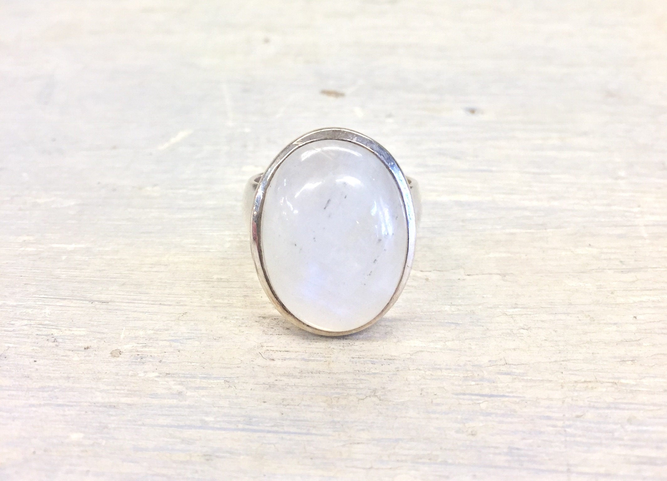 Moonstone silver ring | vintage | round stone | gift for her | jewelry | sterling silver | round moonstone | sterling moonstone | moon