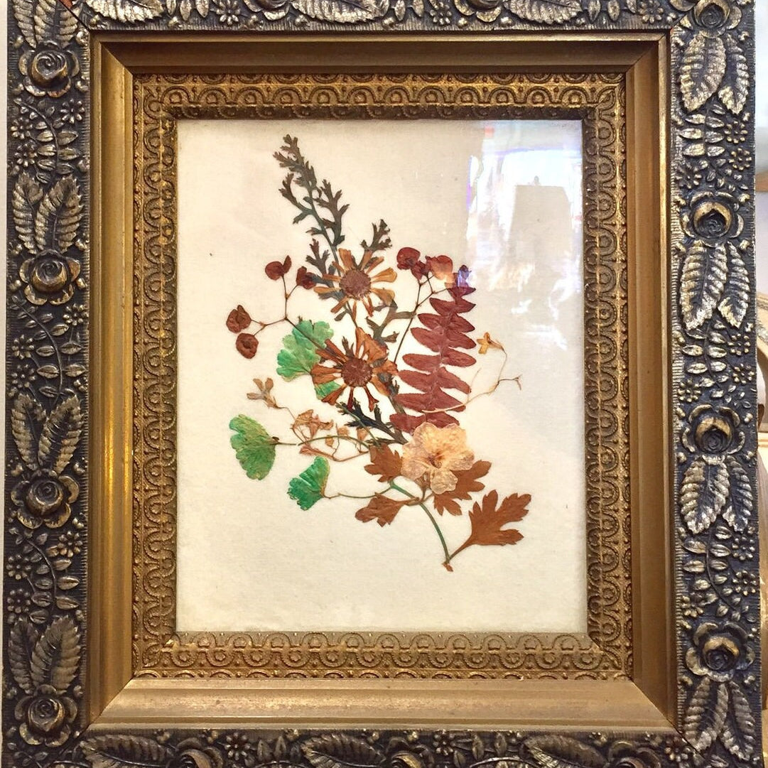 Antique Wood Frame | Antique Wood Carved Frame | Antique Frame | Vintage Frame | Dried Flowers | Pressed Flowers | Floral | Home Decor