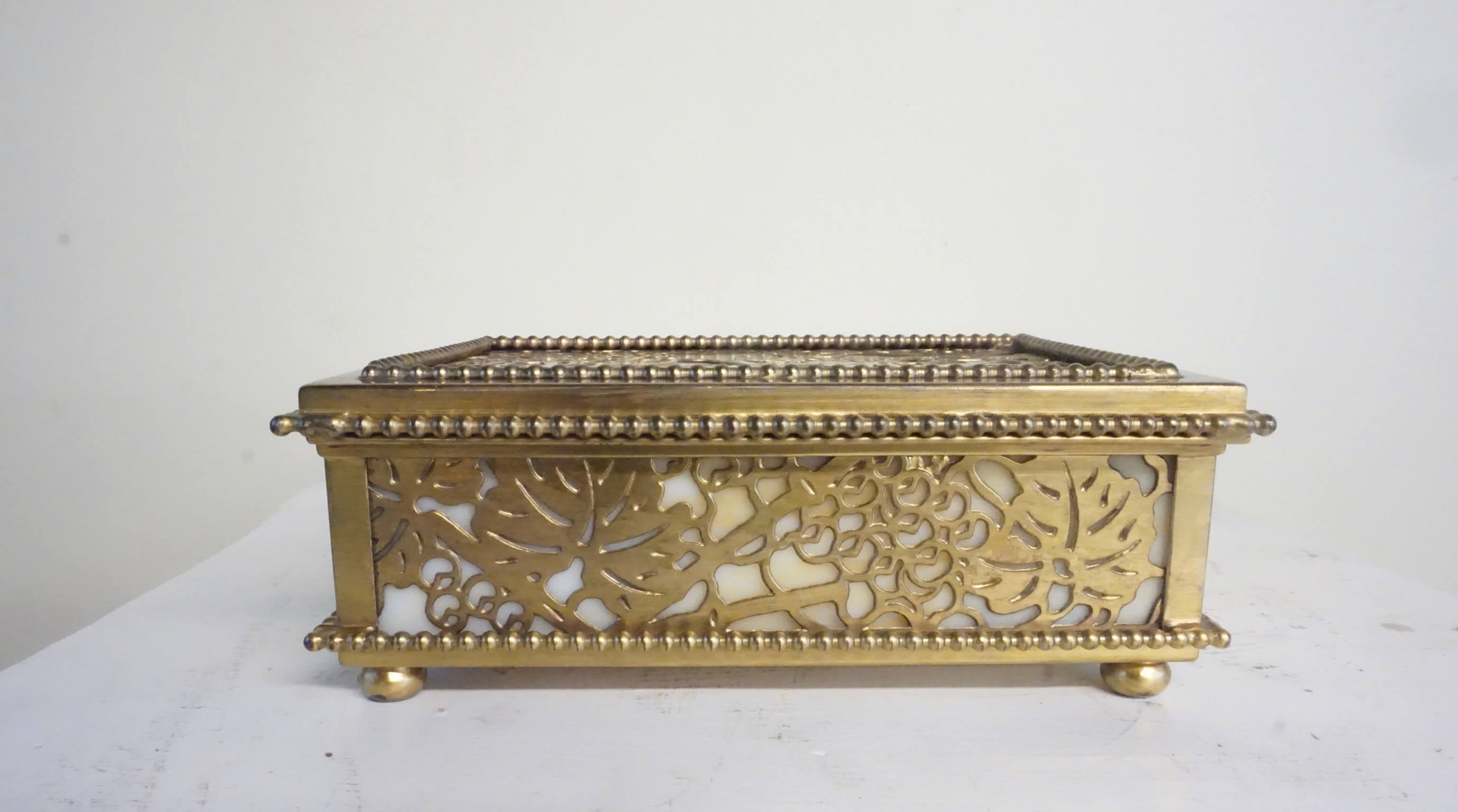 Tiffany Studios Box Jewelry Box Grapevine Pattern Caramel Slag Glass 1900s Brown Metalwork Art Nouveau Era Signed Gilt Bronze Antique Vanity