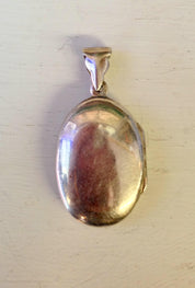 Vintage Silver Locket, Fairy Locket, Vintage Jewelry, Silver Pendant, Keepsake Jewelry, Sterling Silver, Vintage Necklace, Flower, Girl