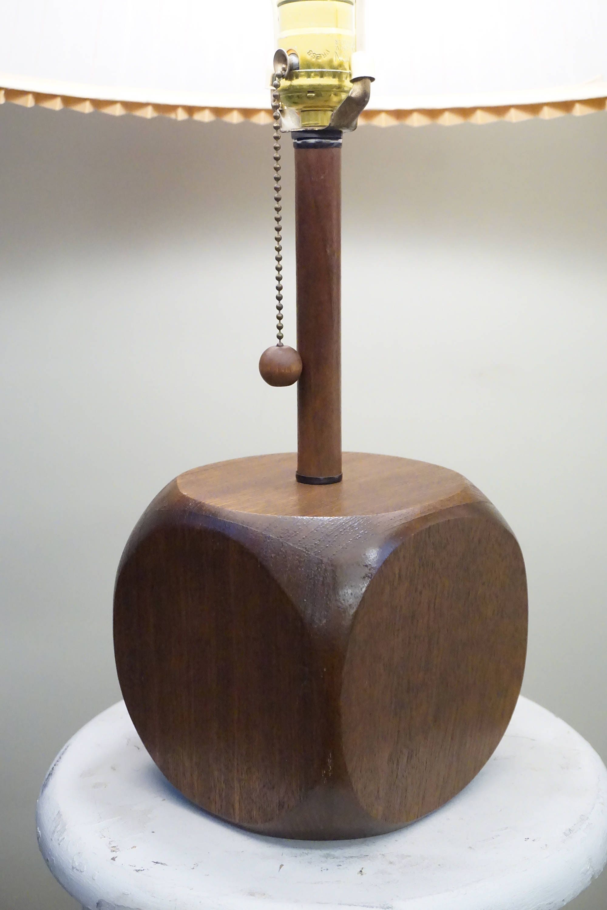 Mid century lamps | set of lamps | mcm lamp | lighting | vintage | wooden lamp | pair of lamps | retro shades | Mid century modern | cube