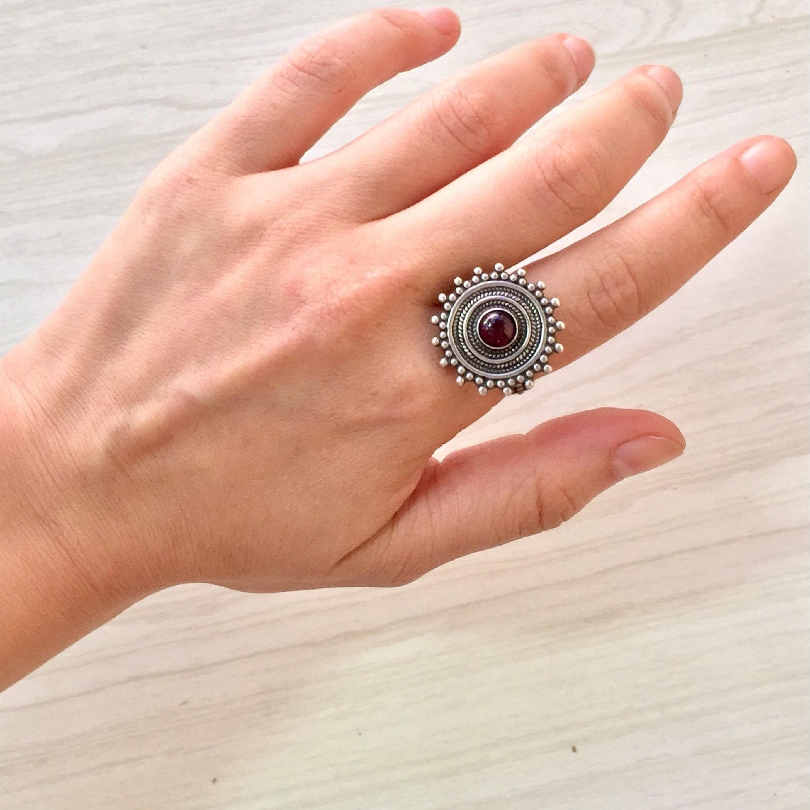 Vintage Silver Ring | Sunburst | Red Gemstone | Sunburst Jewelry | 925 | Silver Ring | Vintage Jewelry | Vintage Ring | Gift for Her