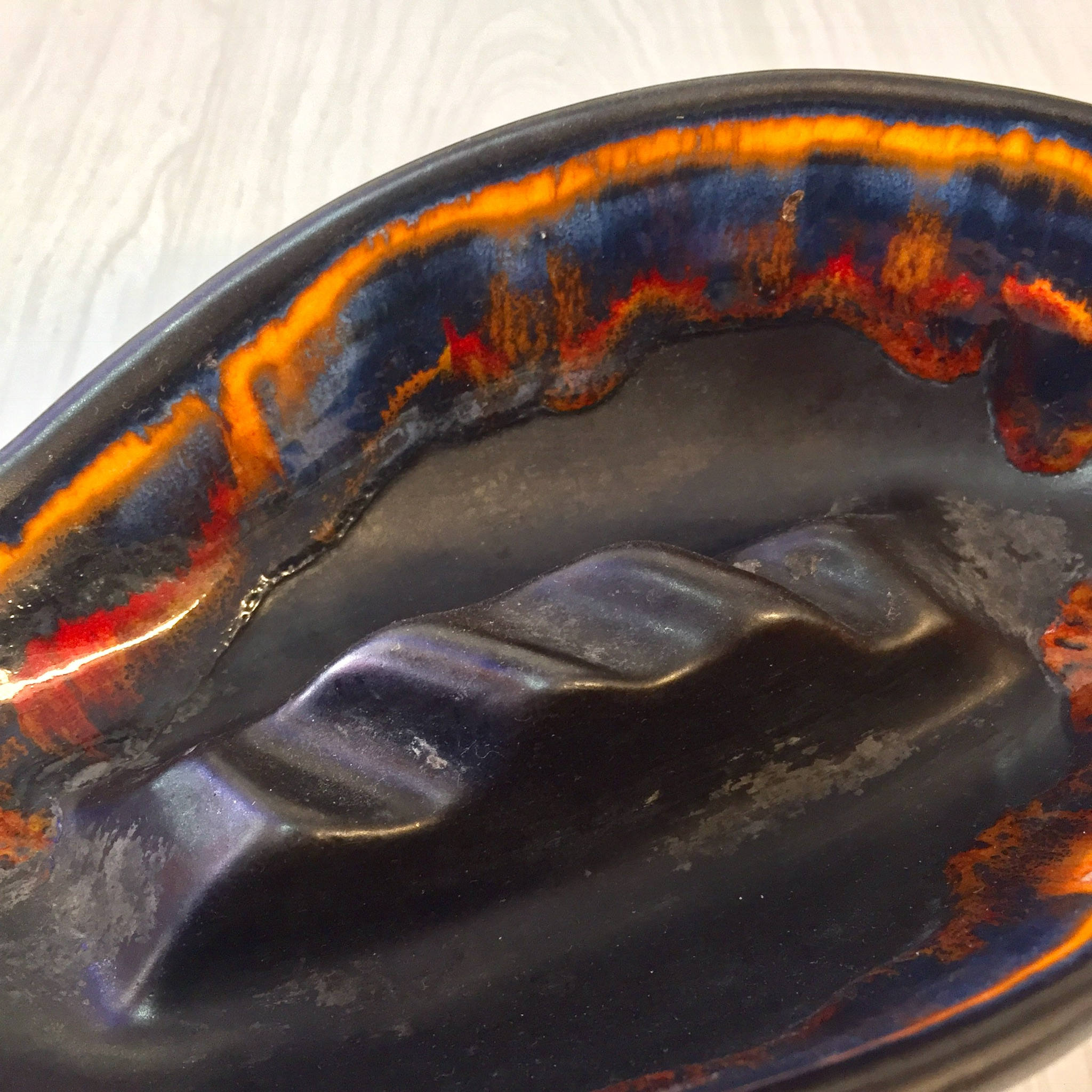 Mid Century Modern Royal Haeger Ashtray | Glazed Ceramic Ash Tray | MCM Home Decor | Black Ashtray | Mid Century Home Decor | Matte |