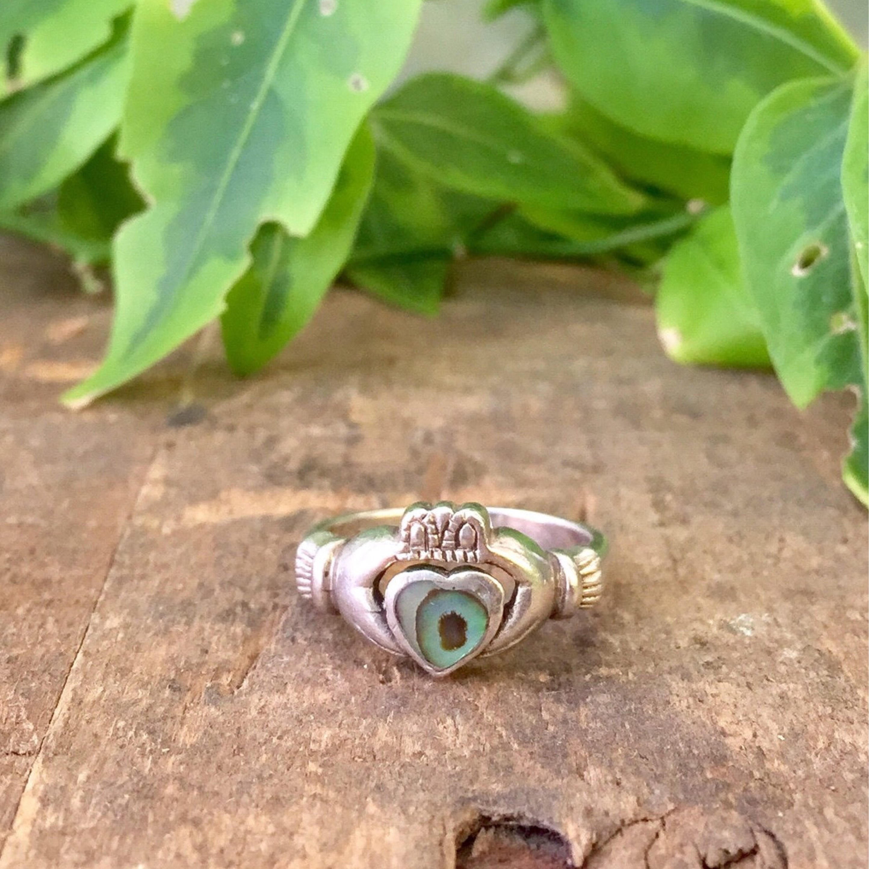 Sterling Silver Claddagh Ring with Abalone Heart | Claddagh Ring | Abalone Jewelry | Heart Shaped Jewelry | Vintage Jewelry | Abalone Shell