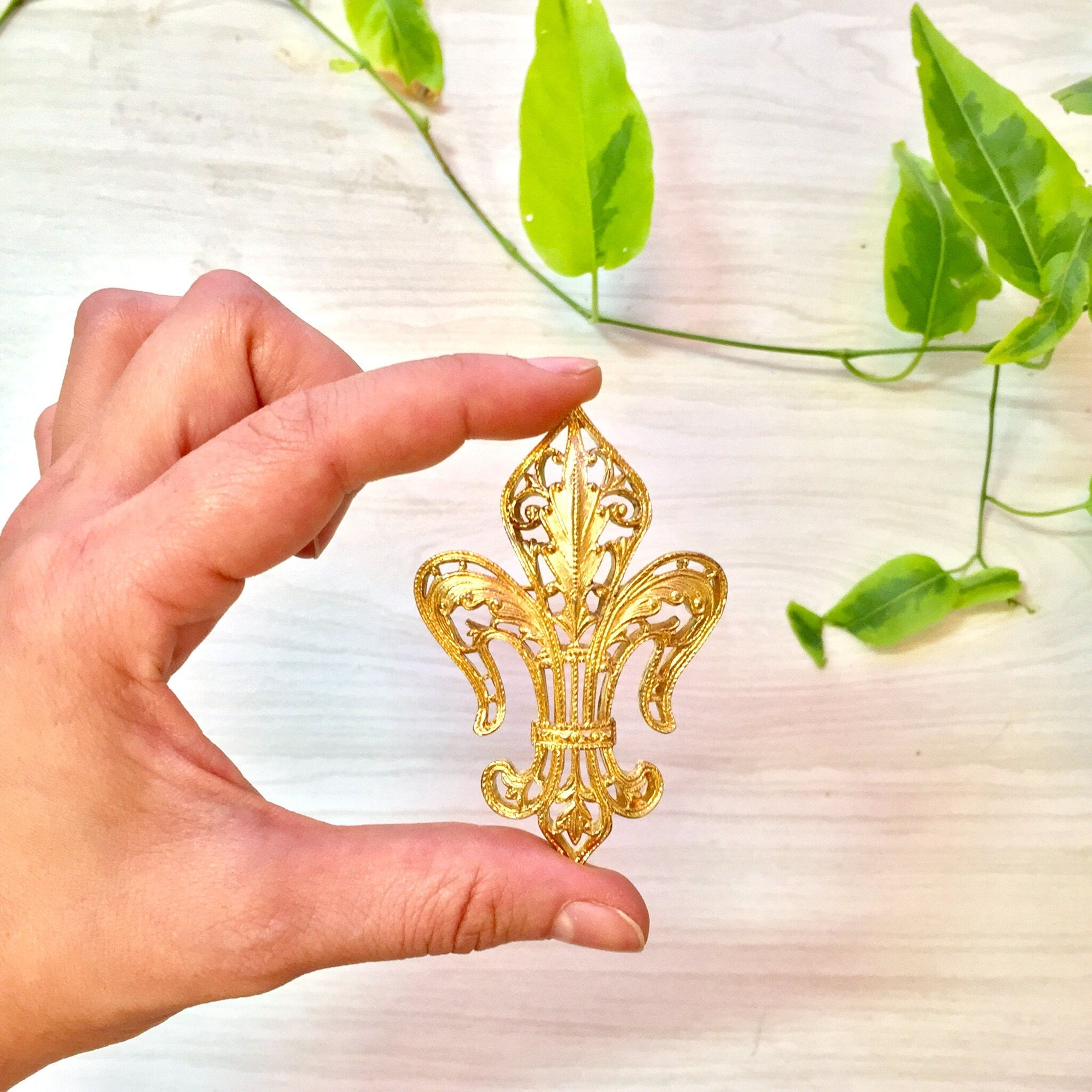 Vintage Gold Tone Fleur De Lis Brooch | Fleur De Lis Pin | Vintage Monet Jewelry | Costume Jewelry | Gift For Her | Holiday Gift Idea |
