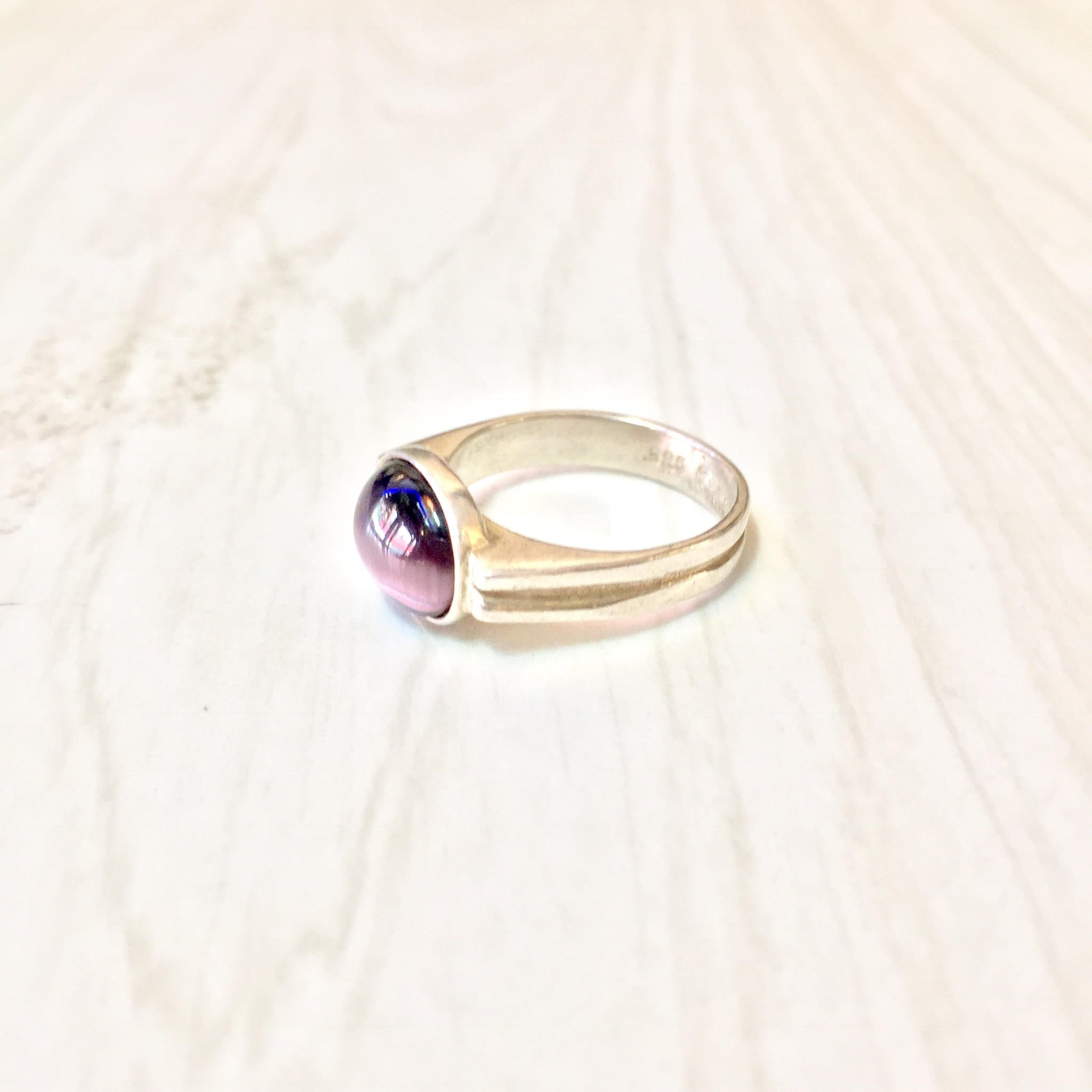 Sterling Silver Purple Tiger's Eye Ring | Oval Cabochon Tiger's Eye | Purple Gemstone | Vintage Jewelry | Gift for her | Holiday Gift Idea