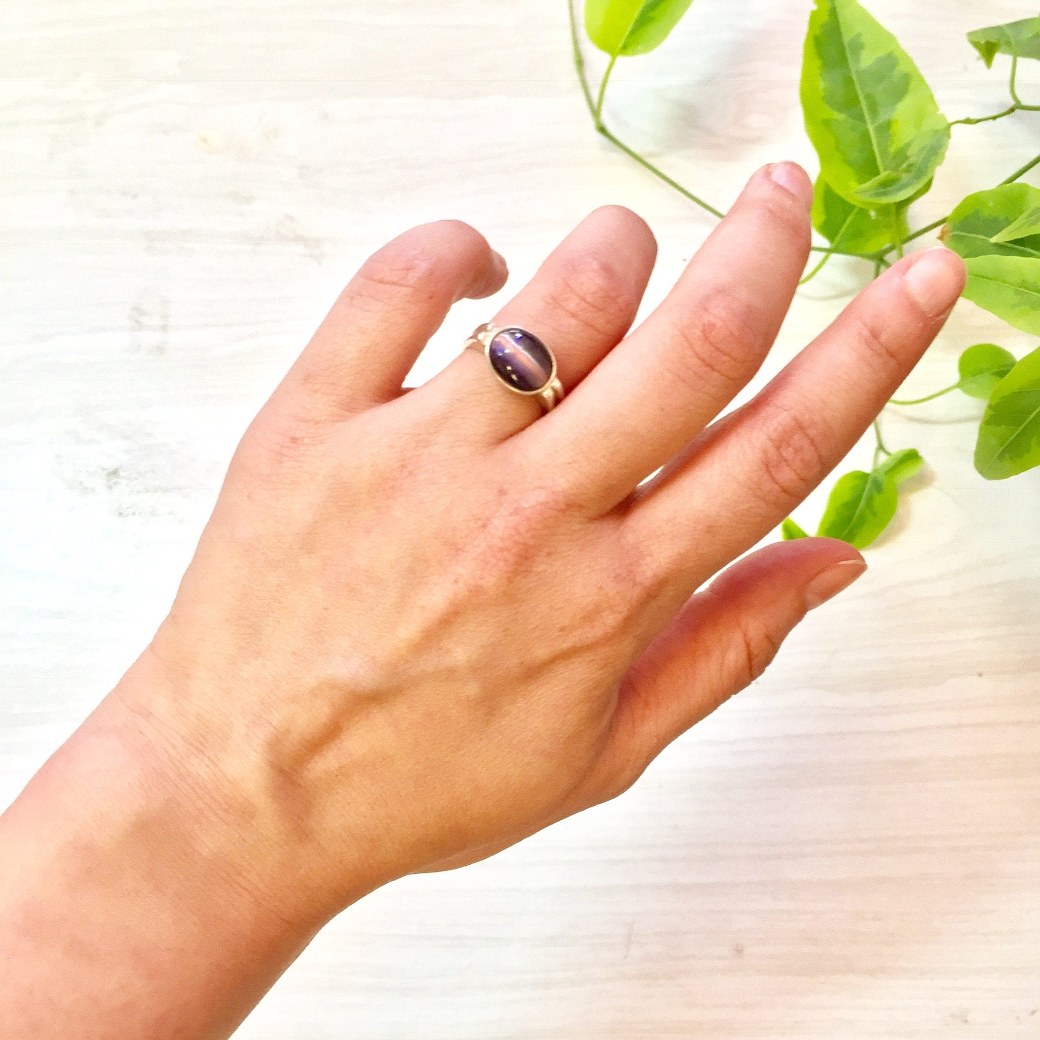 Sterling Silver Purple Tiger's Eye Ring | Oval Cabochon Tiger's Eye | Purple Gemstone | Vintage Jewelry | Gift for her | Holiday Gift Idea