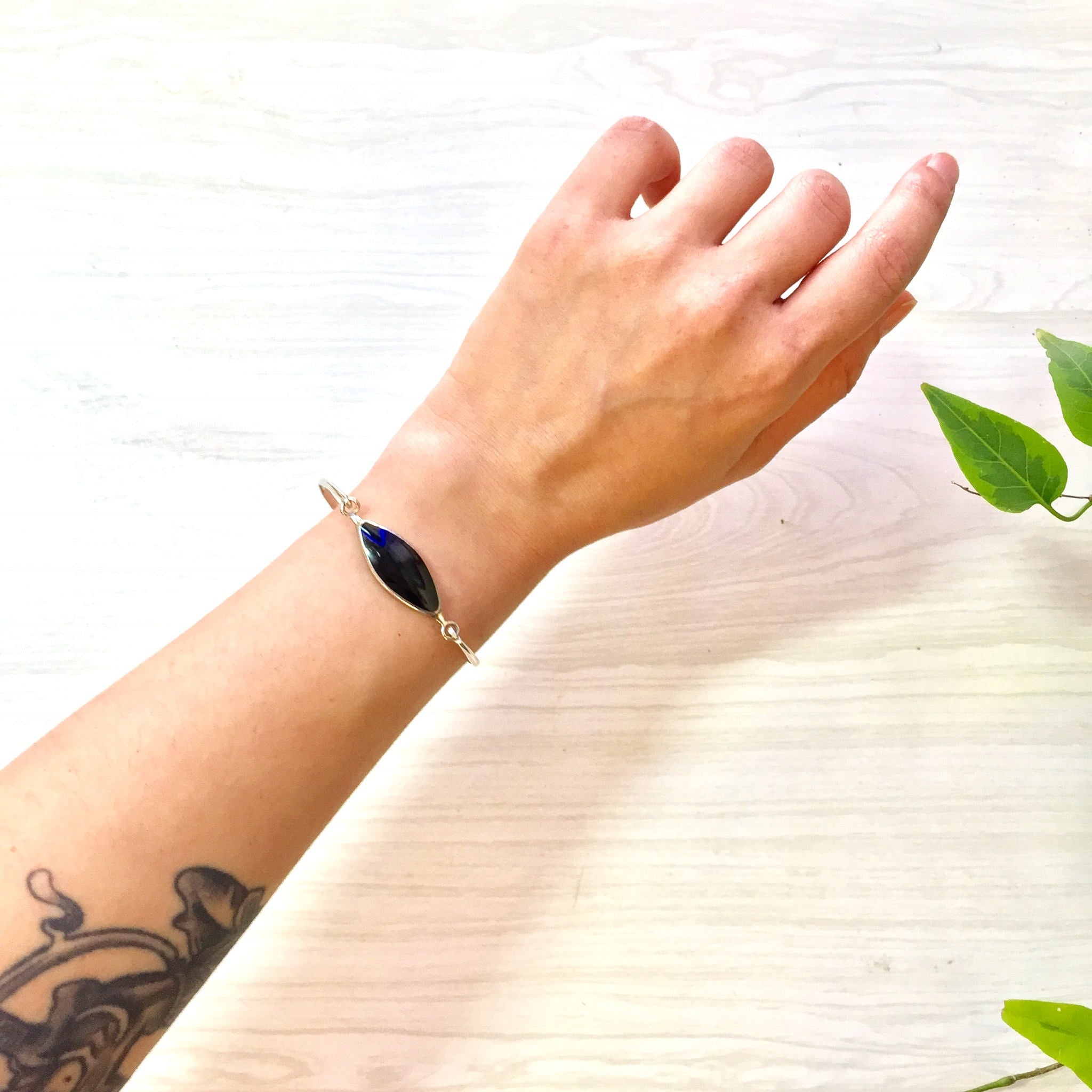 Sterling Silver Black Onyx Bracelet | Hinged Bracelet | Hook Closure | Oval Shaped Black Onyx | Thin Vintage Bracelet | Vintage Jewelry |