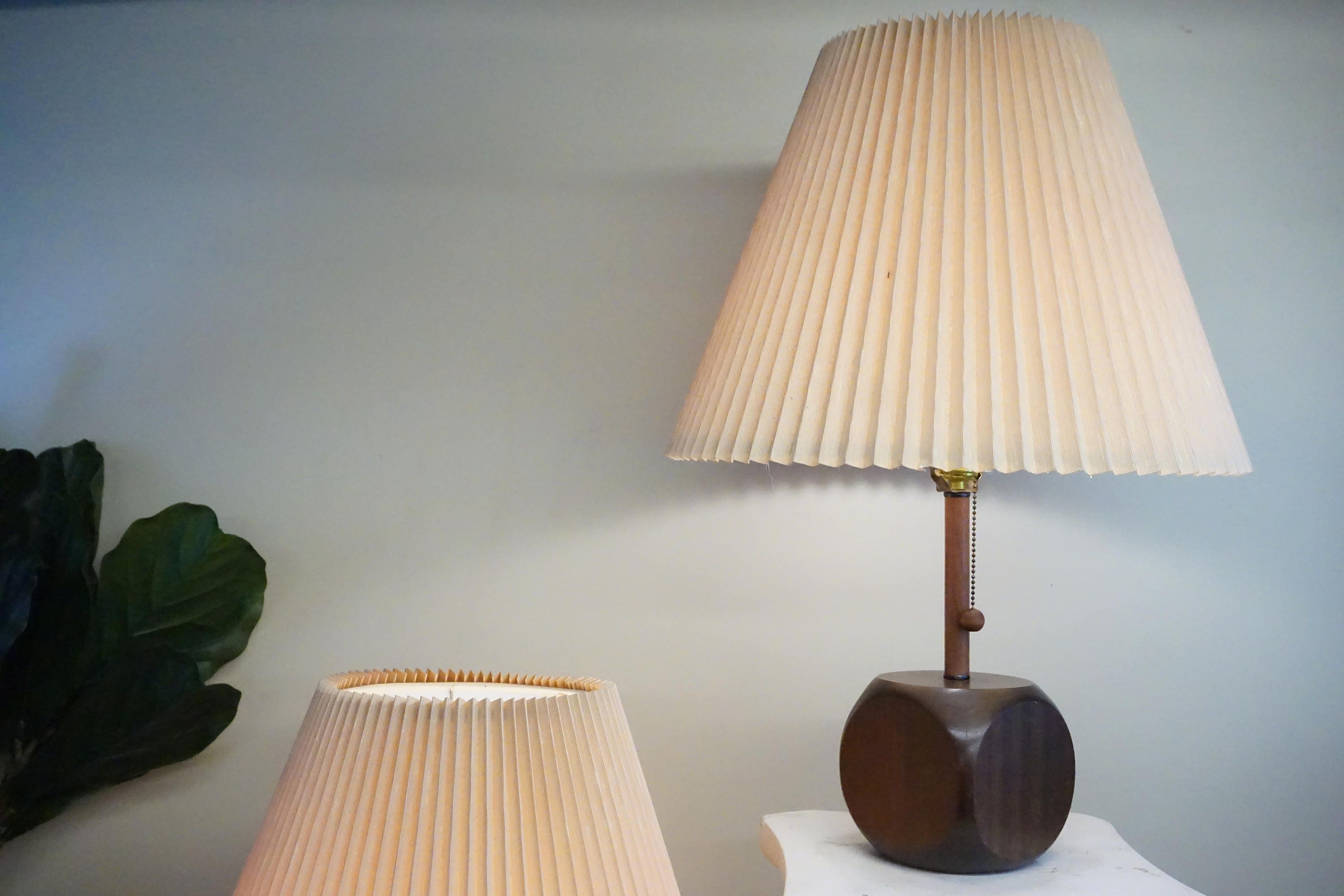 Mid century lamps | set of lamps | mcm lamp | lighting | vintage | wooden lamp | pair of lamps | retro shades | Mid century modern | cube