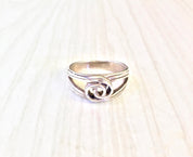 Vintage Sterling Silver Ring with Simple Design | Interlocking Ring Design | Double Circle Ring | Knot Ring | Vintage Jewelry
