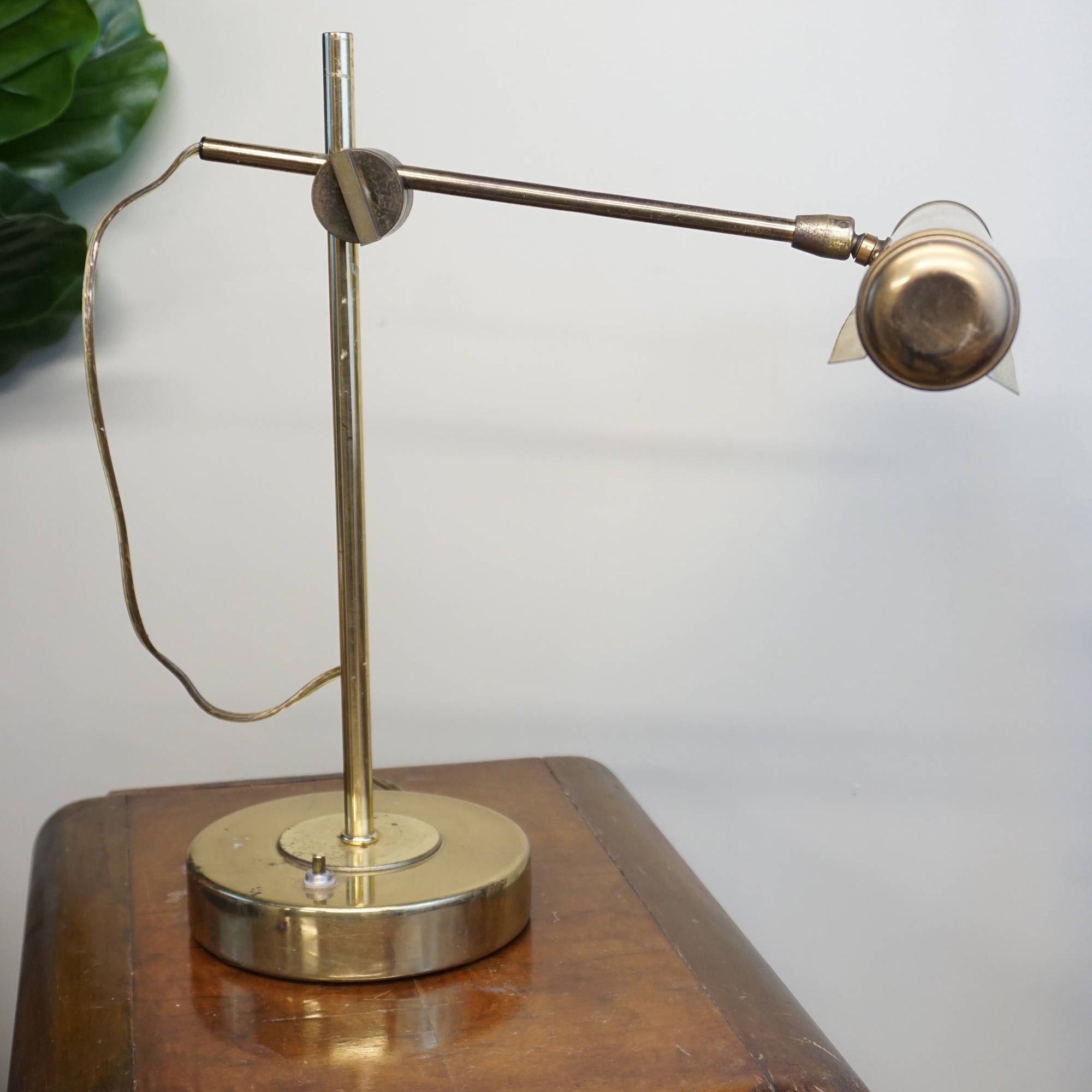 Vintage Brass Table Lamp | Brass Desk Lamp | Midcentury Modern Lamp | Brass Lamp | MCM Home Decor | MCM | Vintage Home Decor |