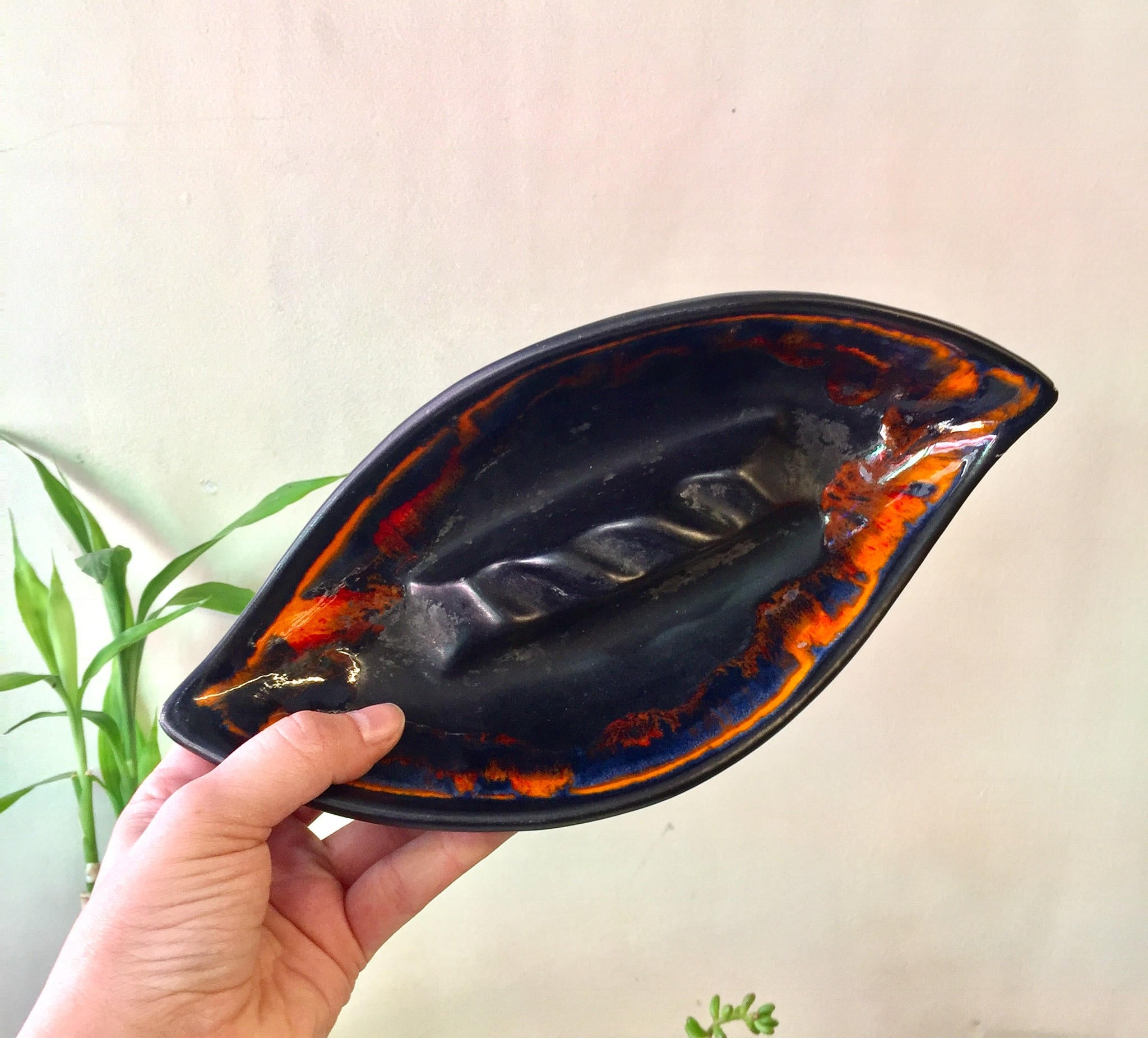 Mid Century Modern Royal Haeger Ashtray | Glazed Ceramic Ash Tray | MCM Home Decor | Black Ashtray | Mid Century Home Decor | Matte |