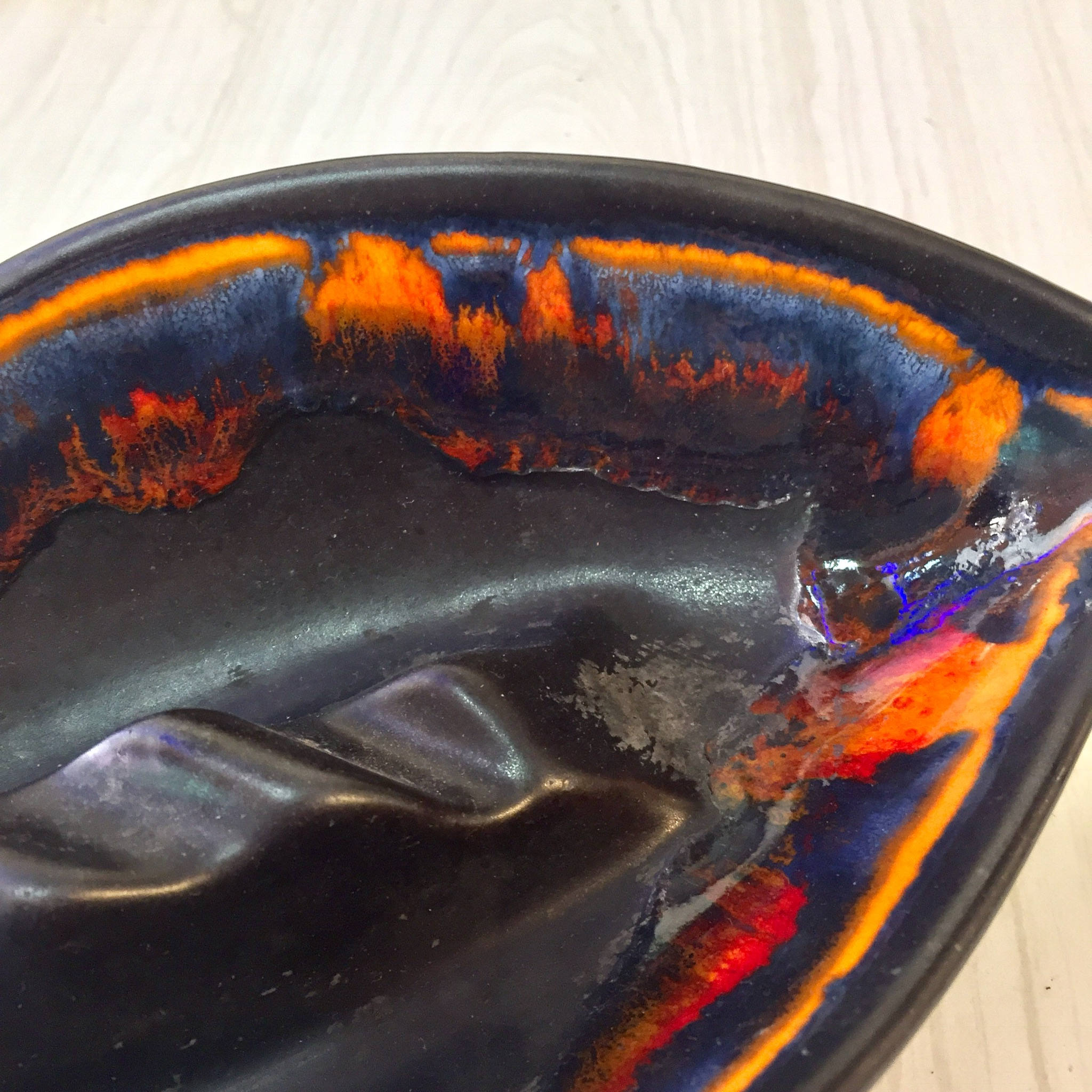 Mid Century Modern Royal Haeger Ashtray | Glazed Ceramic Ash Tray | MCM Home Decor | Black Ashtray | Mid Century Home Decor | Matte |