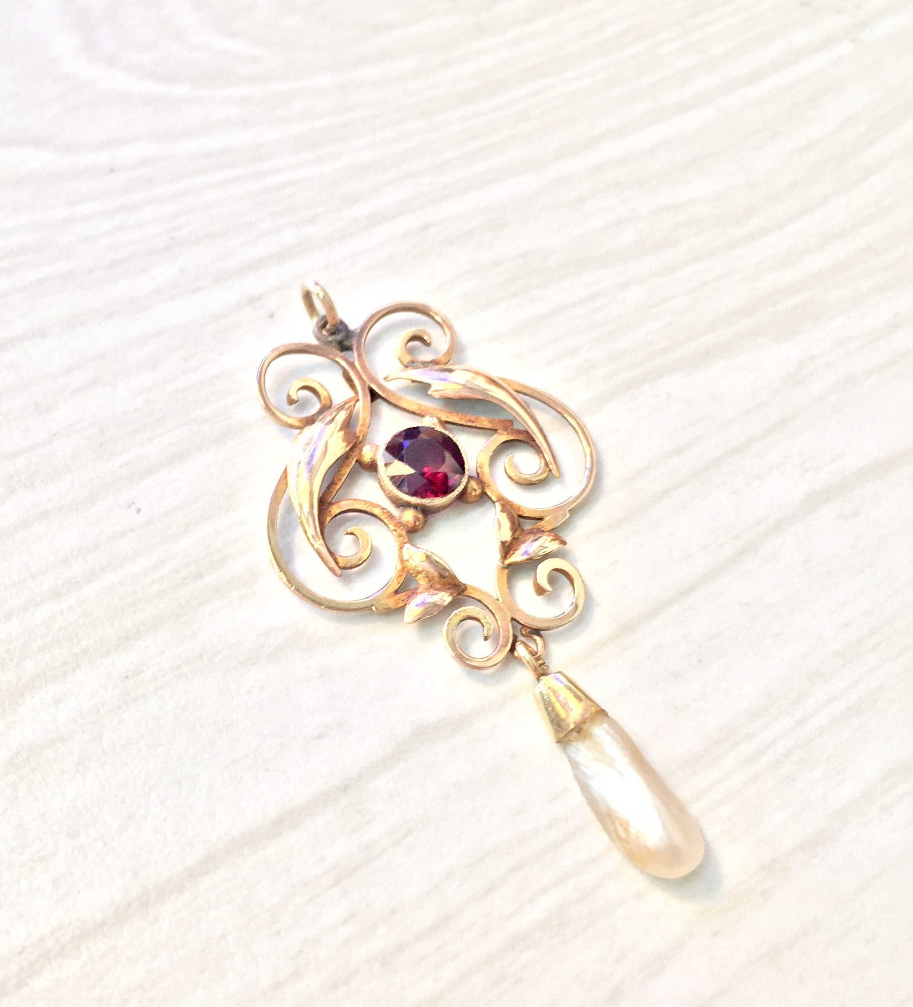 10 Karat Gold Antique Pendant with Fresh Water Pearl and Amethyst | 10K Gold Pendant | Antique Jewelry | Fresh Water Pearl | Purple Stone |