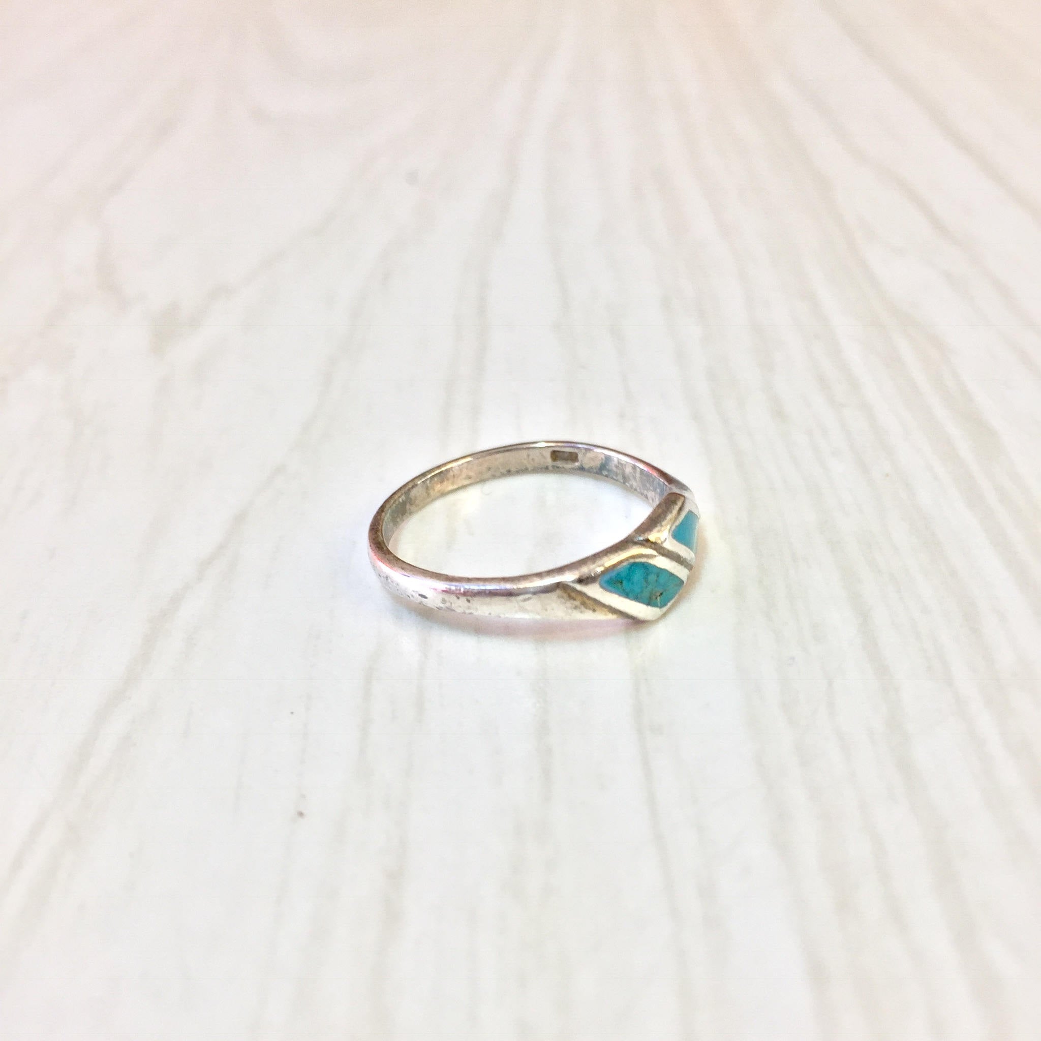 Vintage Silver Ring | Vintage Jewelry | Sterling Silver Ring | Turquoise Jewelry | Turquoise Stone | Southwestern Ring | Blue | Silver |