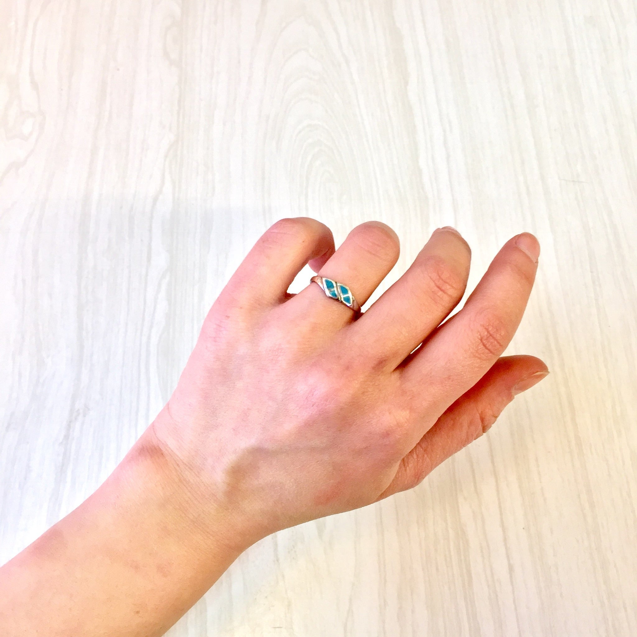 Vintage Silver Ring | Vintage Jewelry | Sterling Silver Ring | Turquoise Jewelry | Turquoise Stone | Southwestern Ring | Blue | Silver |