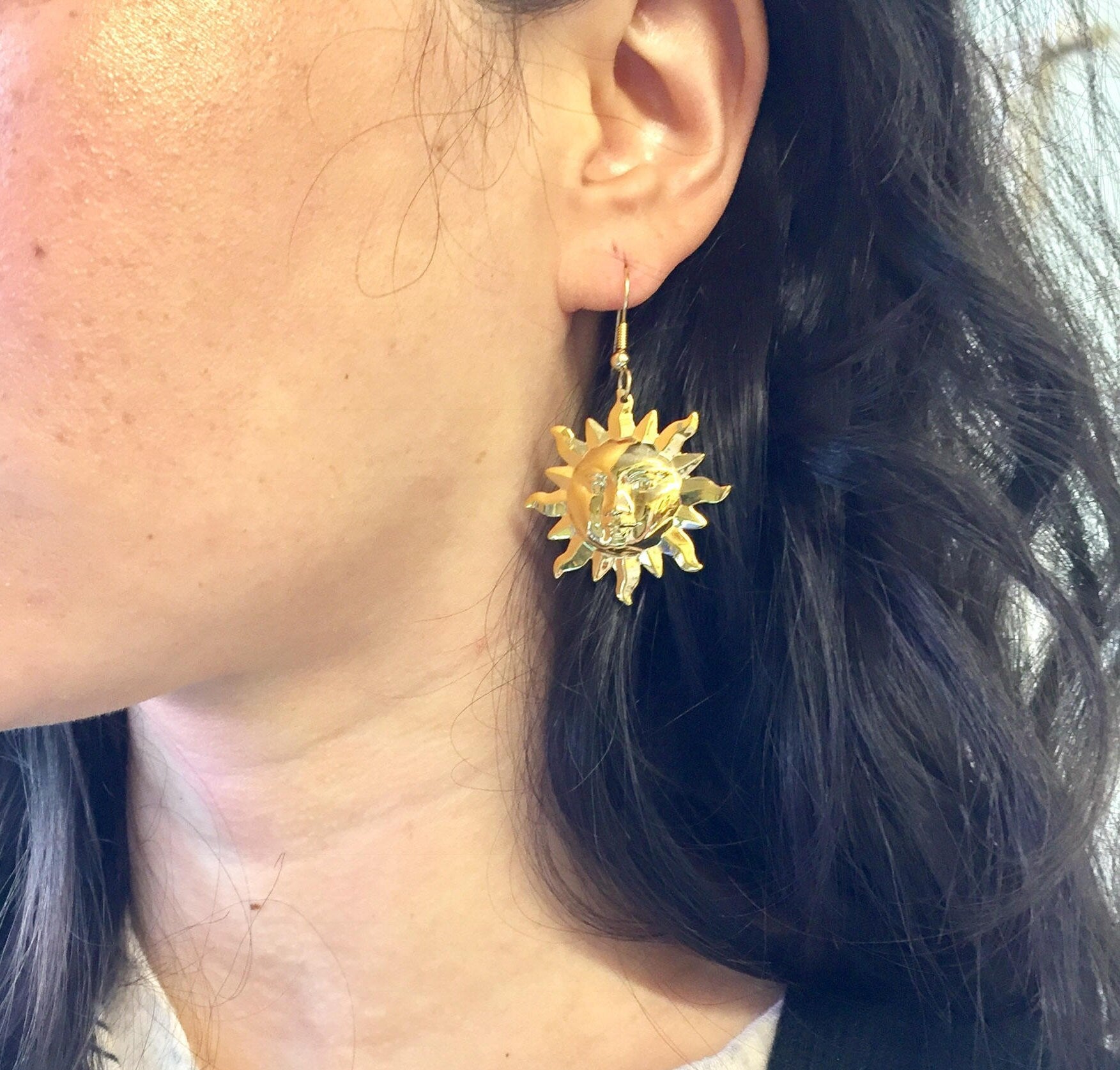 Vintage Gold Tone Earrings | Vintage Jewelry | 90's Fashion | Sun Earrings | Sun Face Earrings | Costume Jewelry | Earrings | Valentines Day