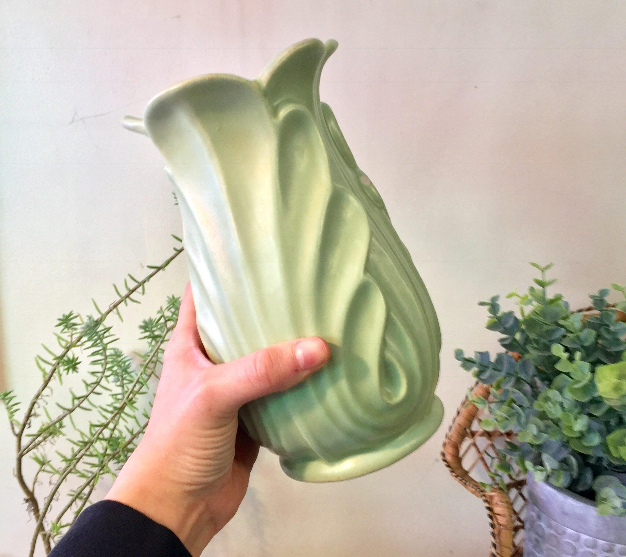 Vintage Midcentury Royal Haeger Vase | Art Deco Vase | Haeger Pottery | Green Vase | Midcentury Modern Home Decor | Boho Home | Vase