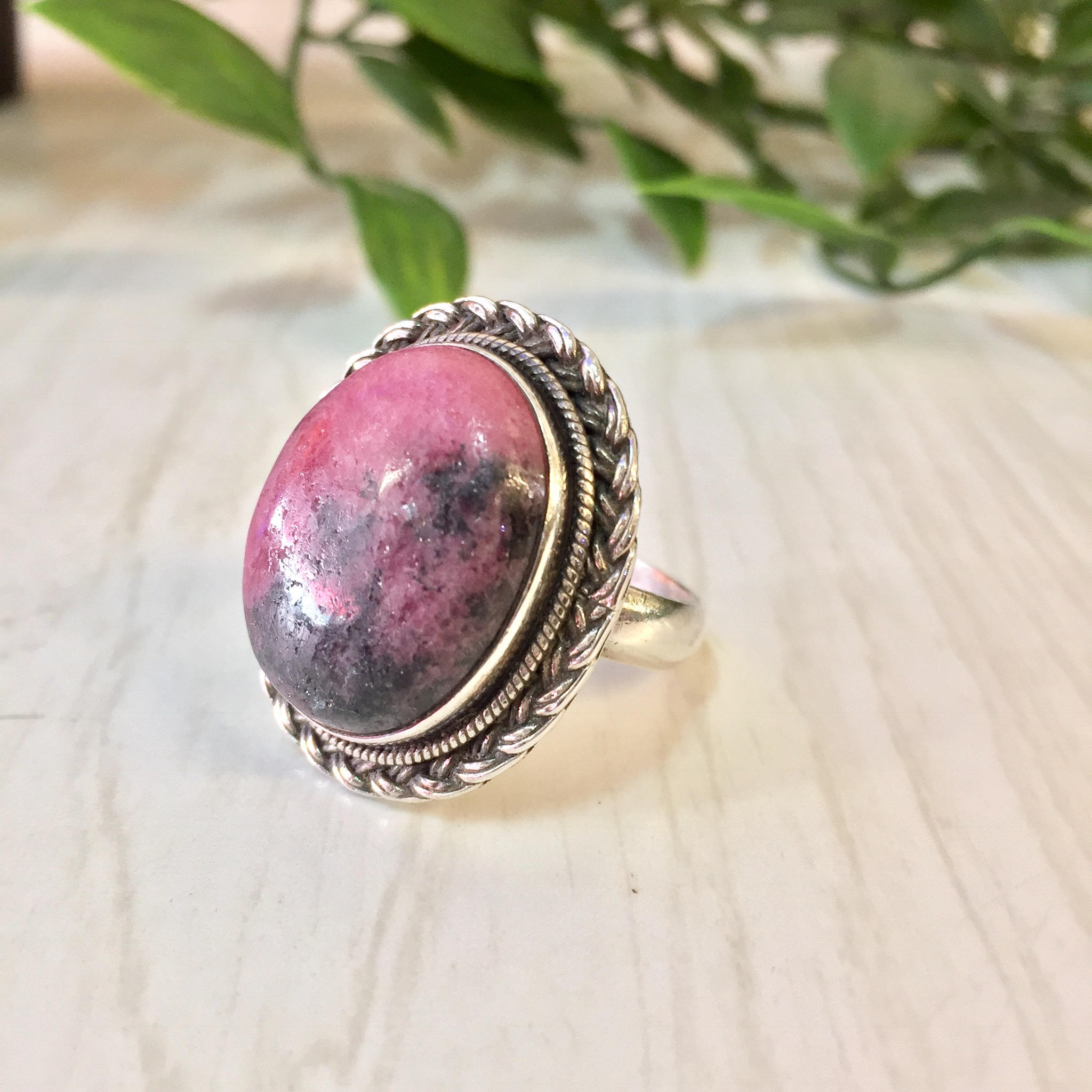 Vintage Silver Ring | Rhodonite Ring | Vintage Jewlery | Sterling Silver | Pink Jewelry | Rhodonite | Statement Jewelry | Cocktail Ring