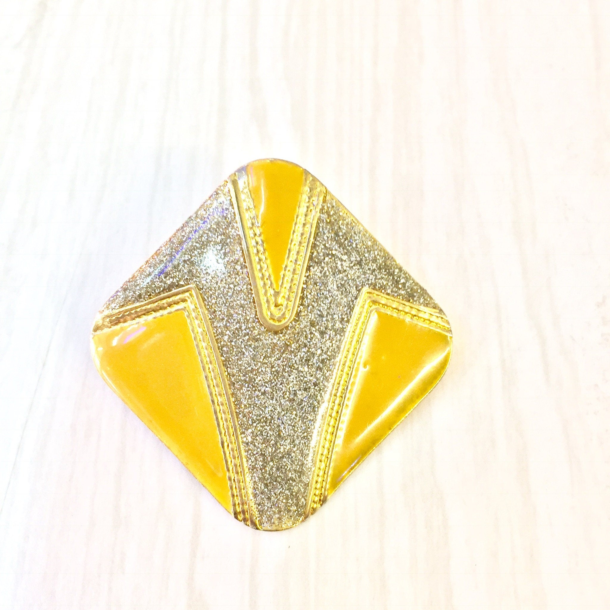 Vintage Clip On Earrings | Yellow Earrings | Glitter Jewelry | Retro Jewelry | 70s Jewelry | Earrings | Clip On | Vintage Jewelry | Glitter
