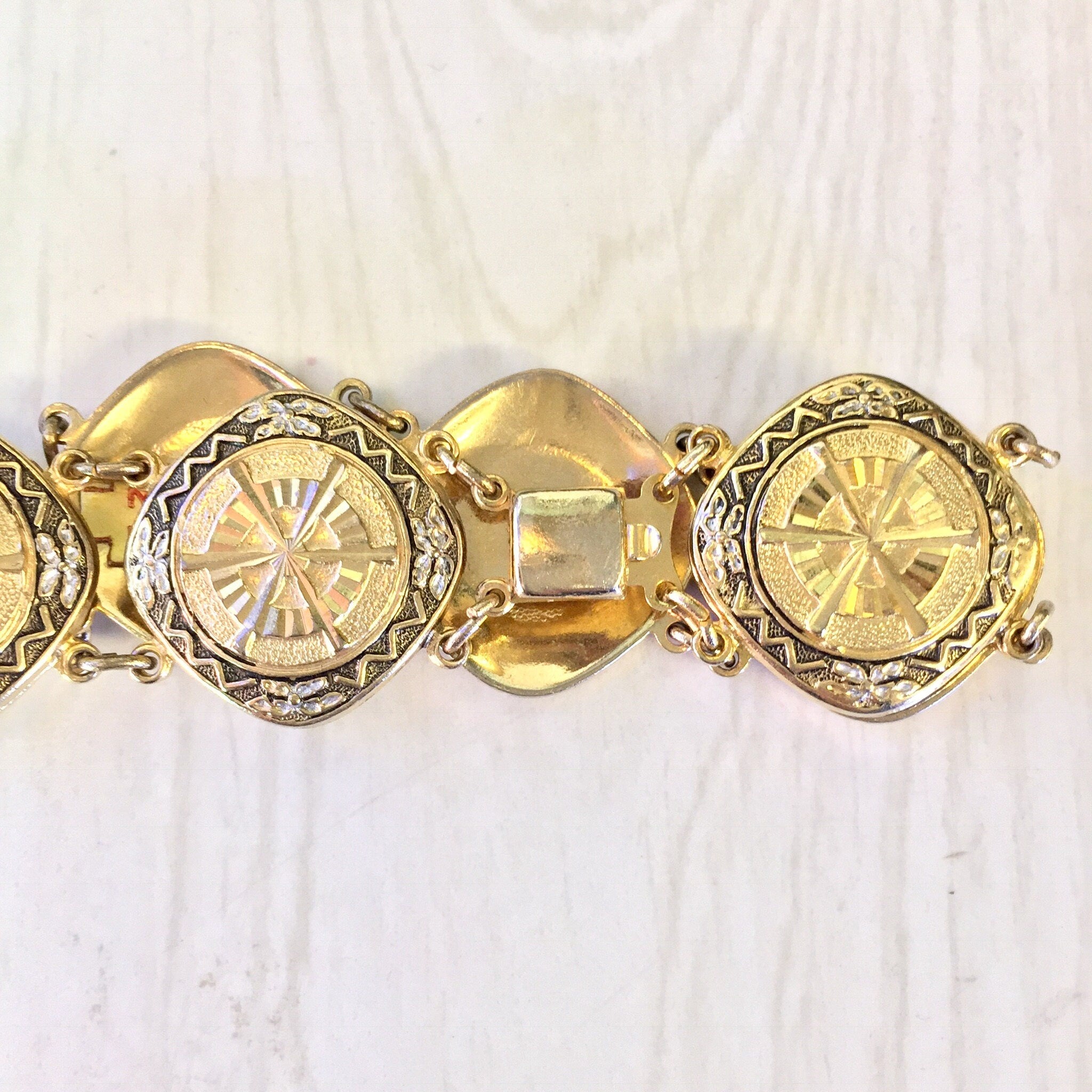 Vintage Gold Tone Bracelet | Nautical Jewelry | Costume Jewelry | Gold Bracelet | Vintage Jewelry | Holiday Gift Idea | Gift For Mom |