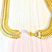 Vintage Necklace | Gold Tone | Gold Necklace | Vintage Jewelry | Statement Necklace | Link Necklace | Costume Jewelry | Valentines Day