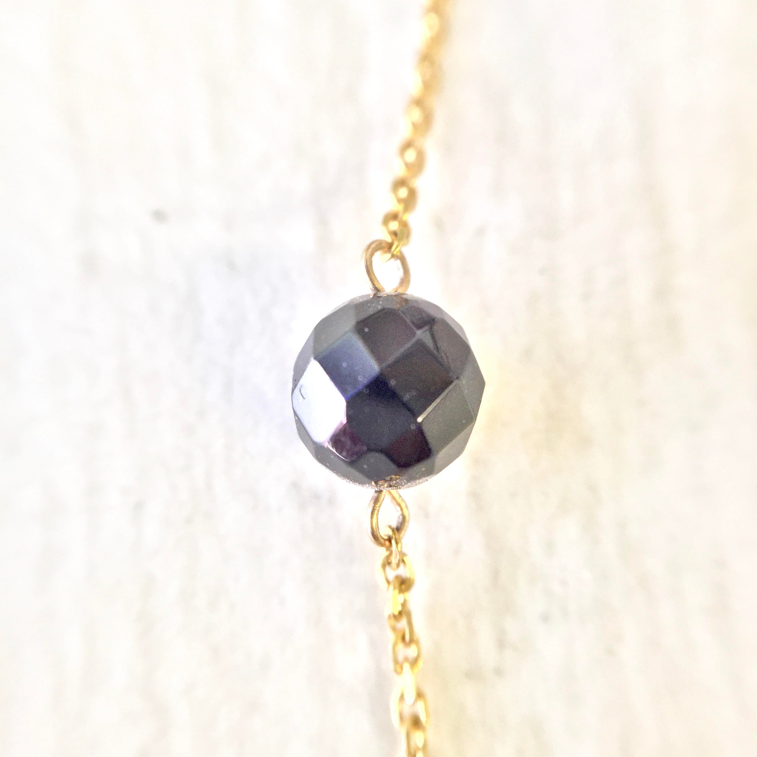 Vintage 14 Karat Gold and Black Onyx Necklace | 14K Yellow Gold | Vintage Gold Jewelry | Gold and Black | Cut Black Onyx | Vintage Necklace