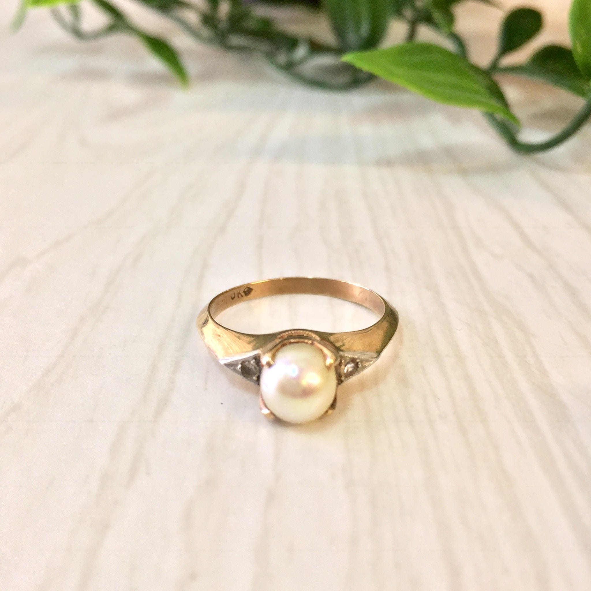 Vintage Gold Ring | 10 K Yellow Gold | Yellow Gold Ring | Pearl Ring | Vintage Jewelry | Diamond Ring | Gold Jewelry | Engagement Ring |
