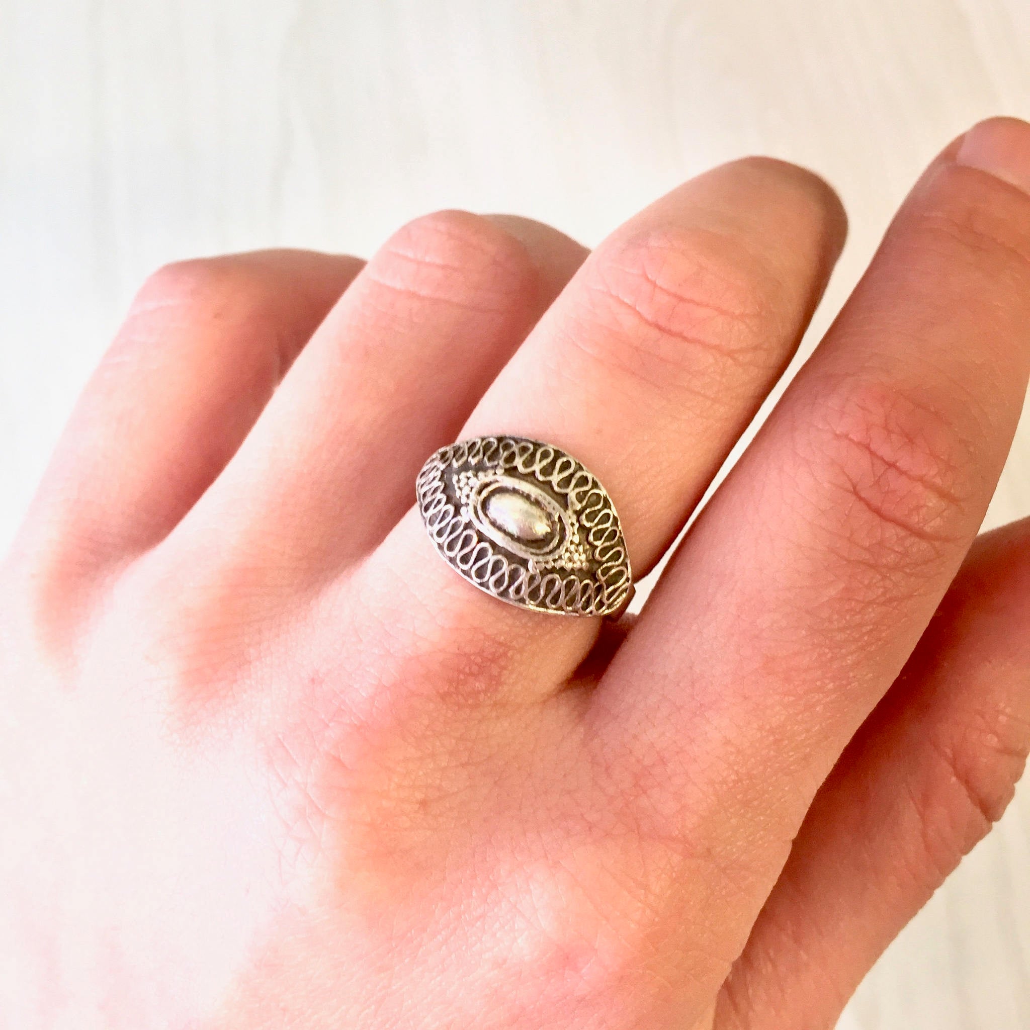 Vintage Sterling Silver Ring | Tribal Design | Silver Ring | Sterling Silver | Vintage Jewelry | Tribal Jewelry | Gift Idea | Simple Ring