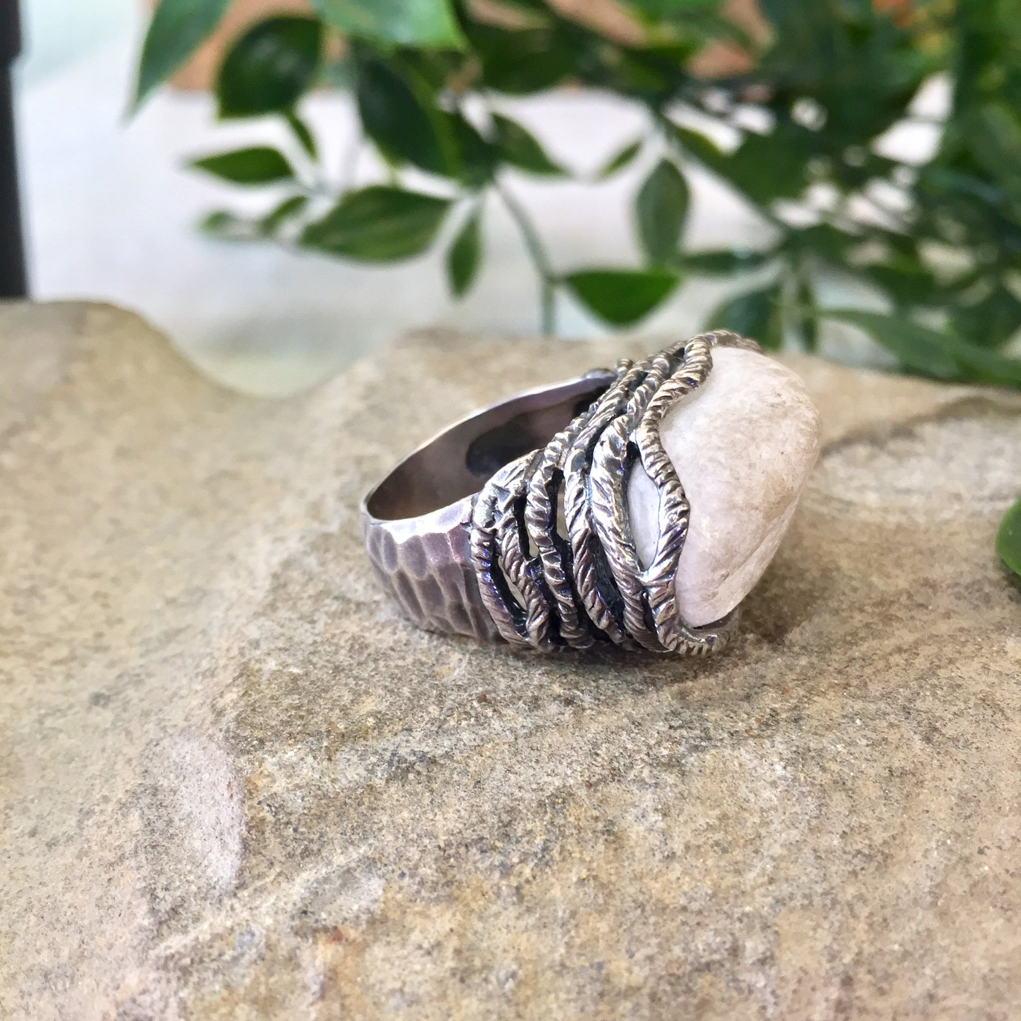 Vintage Sterling Silver Ring with Quartz Stone, Vintage Jewelry, Hammered Silver Ring, Rope Setting, Statement Jewelry, Large Ring, 925