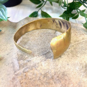 Vintage Brass Cuff, Vintage Jewlery, Brass Bracelet, Asymmetrical Cuff, Hammered Bracelet, Hand Made, Mother's Day Gift, Gold Tone