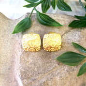 Vintage Earrings, Gold Tone Earrings, Lion Earrings, Animal Jewelry, Vintage Jewelry, Post Earrings, Lion Jewelry, Gold, Square,