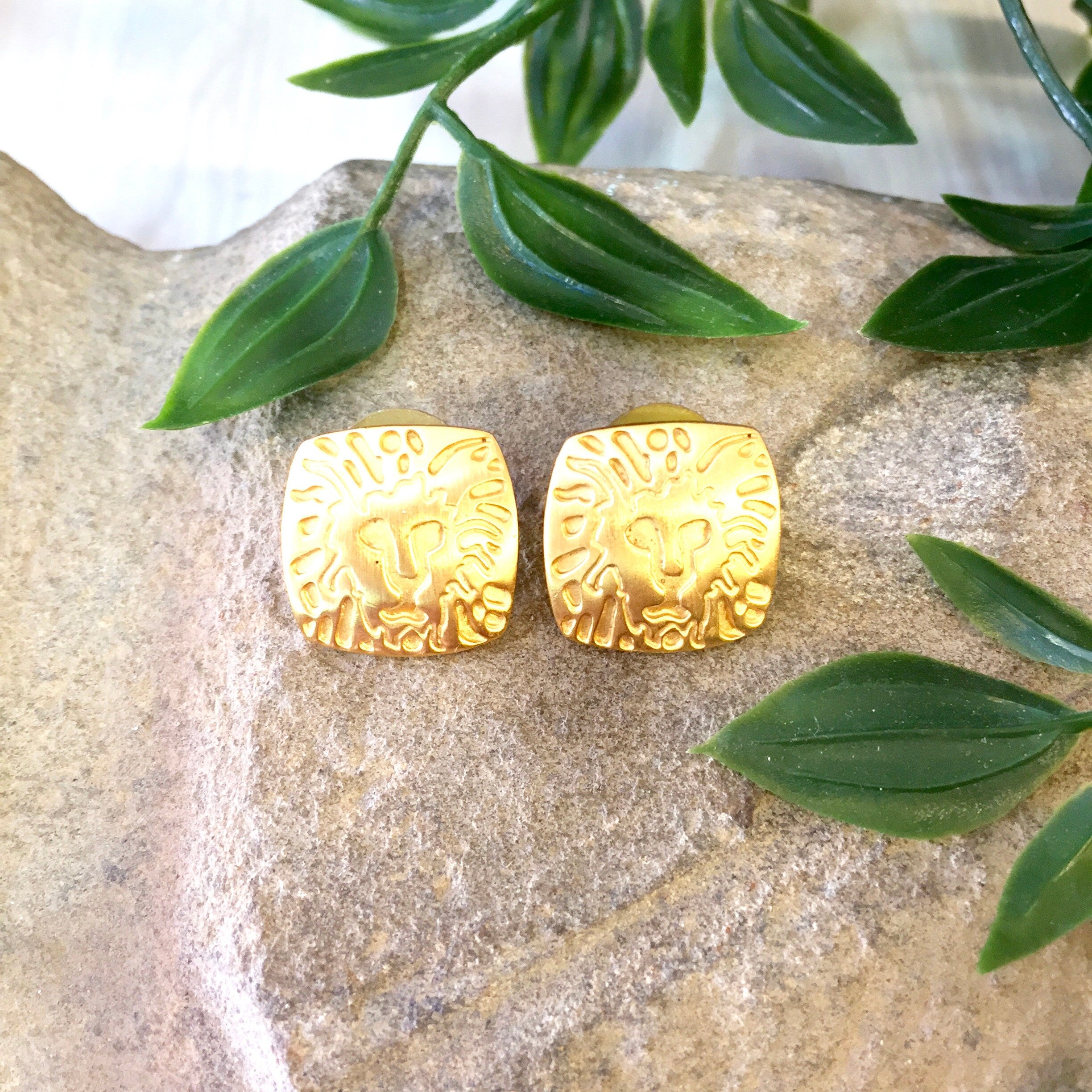 Vintage Earrings, Gold Tone Earrings, Lion Earrings, Animal Jewelry, Vintage Jewelry, Post Earrings, Lion Jewelry, Gold, Square,
