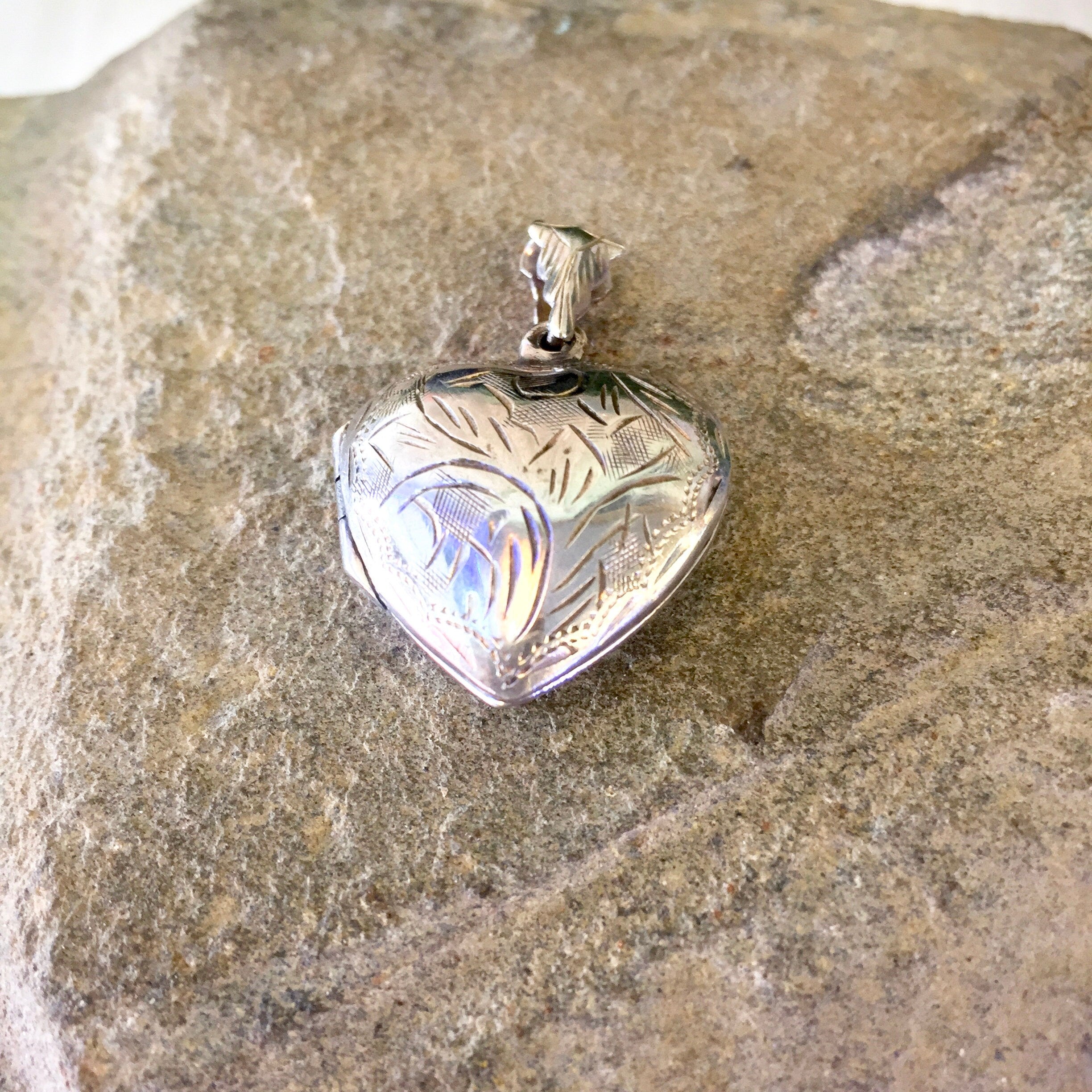 Vintage Silver Locket, Vintage Jewelry, Etched Silver, Heart Locket, Heart Shaped, Sterling Silver, Keepsake Jewelry, Pendant, 925