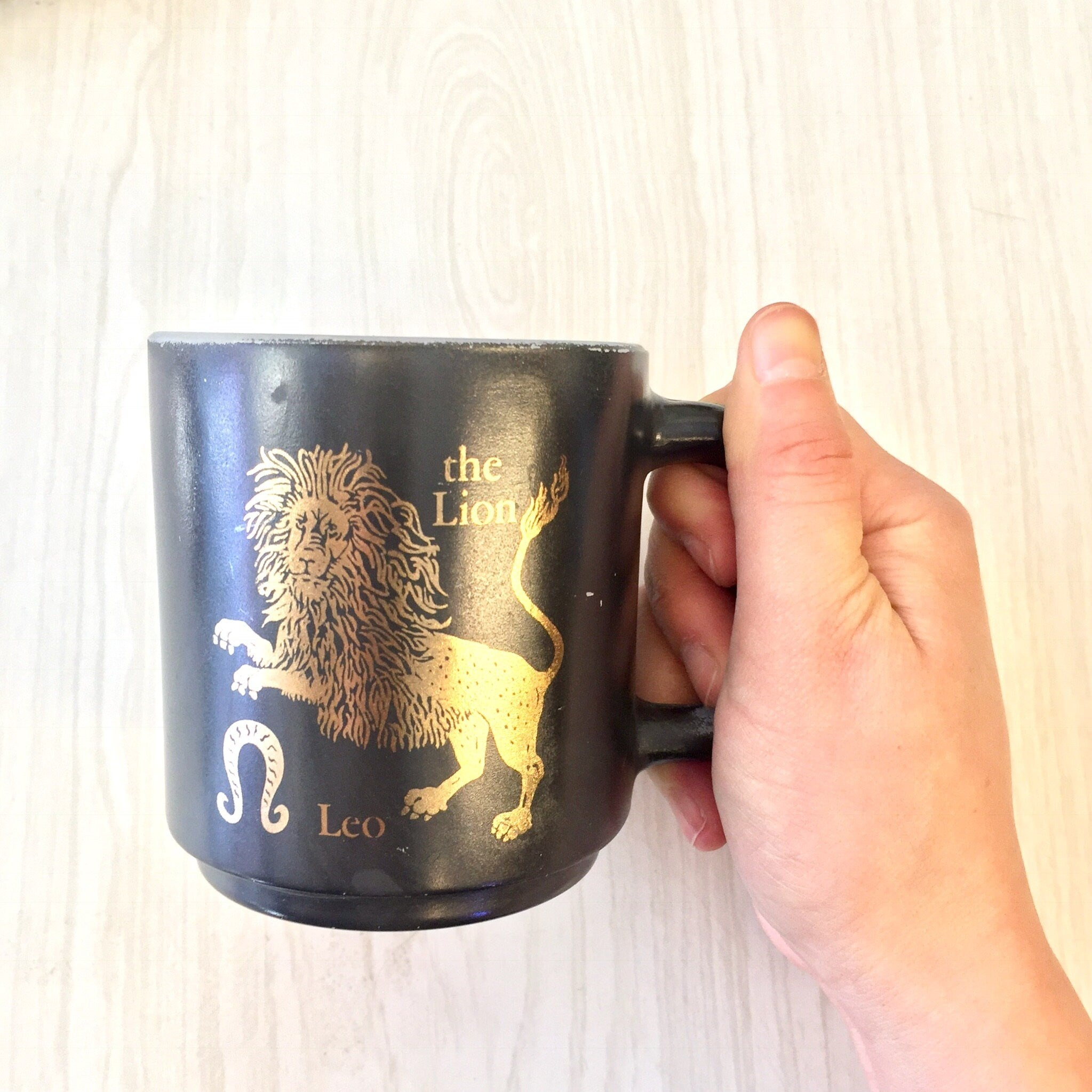 Vintage Zodiac Mug, Zodiac Signs, Astrology, Leo Mug, Lion, Glasbake Mug, Black Mug, Coffee, Tea, Retro, Vintage Kitchen, Glassware, Ceramic