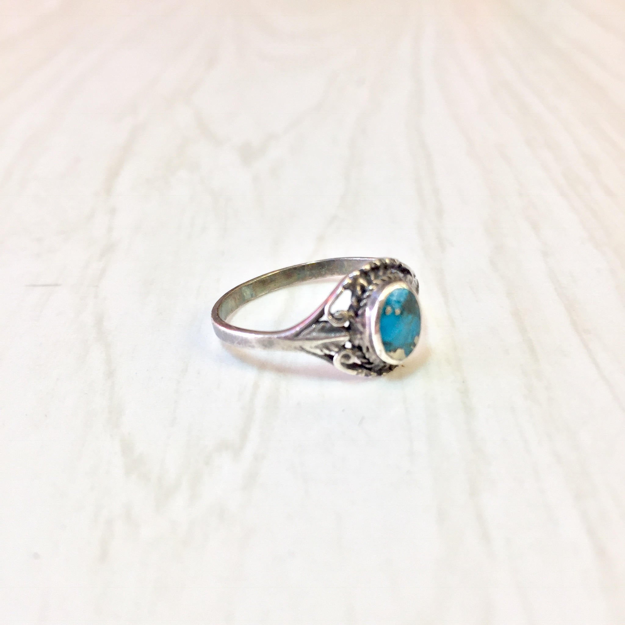 Vintage Silver Ring | Vintage Jewelry | Sterling Silver Ring | Turquoise Jewelry | Turquoise Stone | Southwestern Ring | Blue | Silver