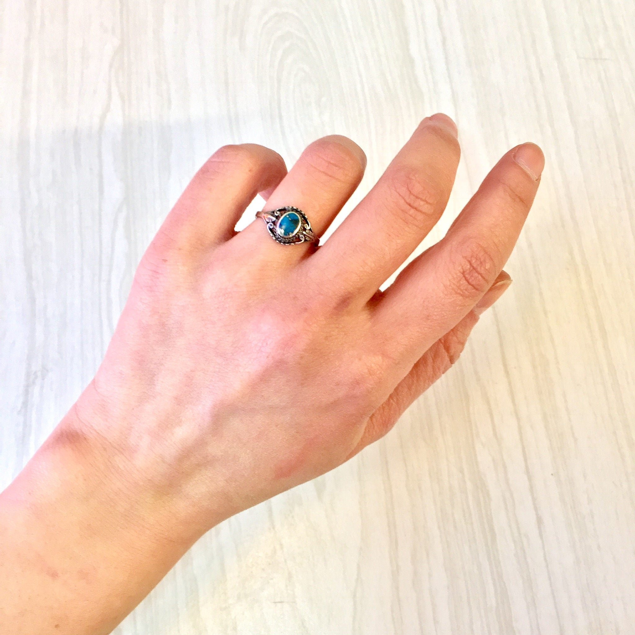 Vintage Silver Ring | Vintage Jewelry | Sterling Silver Ring | Turquoise Jewelry | Turquoise Stone | Southwestern Ring | Blue | Silver