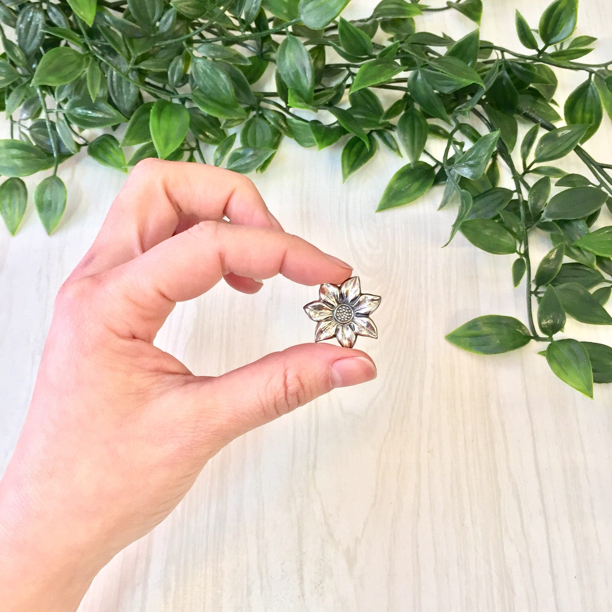 Vintage Flower Brooch | Vintage Jewelry | Sterling Silver Pin | Small Brooch | Flower Jewelry | Sterling Silver | Brooch | Pin | Flower