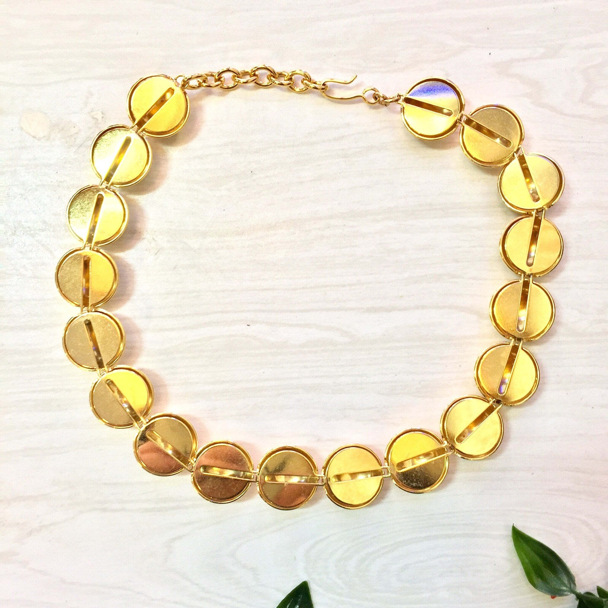 Vintage Gold Necklace, Costume Jewelry, Gold Tone Necklace, Vintage Necklace, Ball Necklace, Statement Jewelry, Yellow Gold, Gift for Mom
