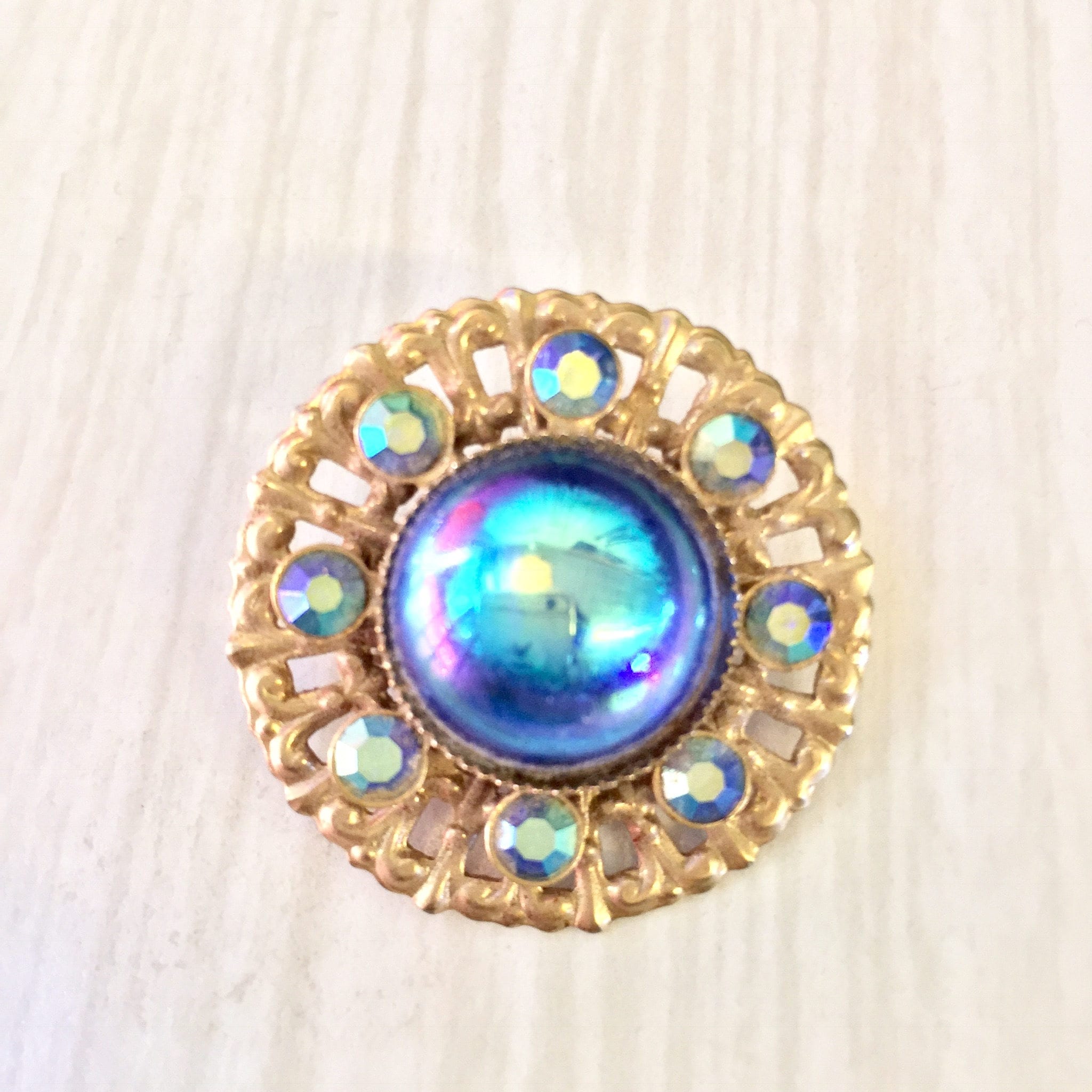 Vintage Gold Tone Brooch | Costume Jewelry | Vintage Jewelry | Pin | Brooch | Opalescent Jewelry | Blue | Green | Purple | Valentines Day