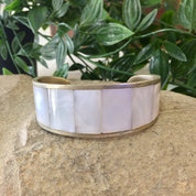 Vintage Cuff Bracelet, Brass Bracelet, Mother Of Pearl, Inlayed Stone, Brass Cuff, White, Gold, Brass, Vintage Jewelry, Gift for Mom,