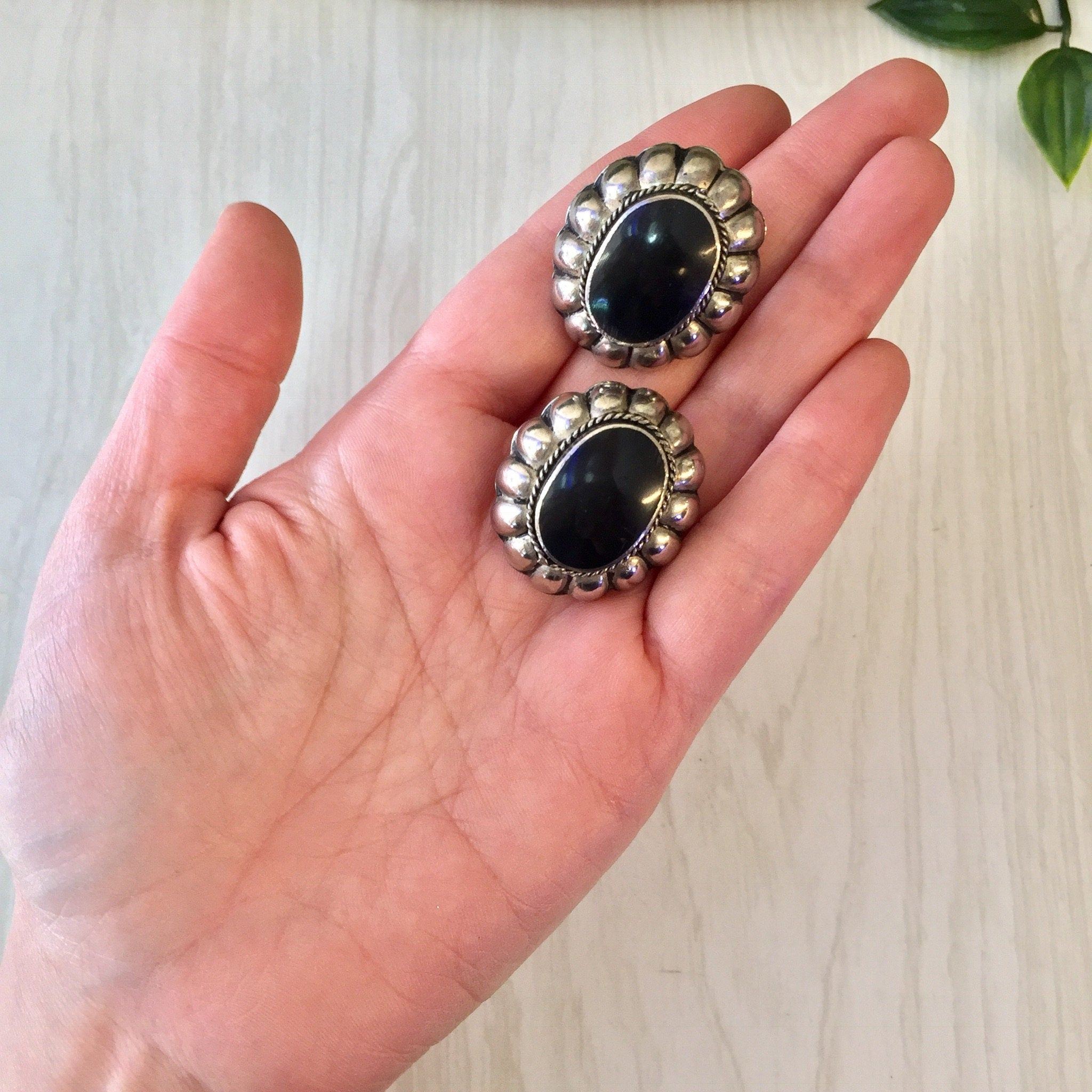 Vintage Silver Earrings, Clip On Earrings, Sterling Silver, Southwestern Style, Black Earrings, Vintage Jewelry, Black Onyx, Big Earrings