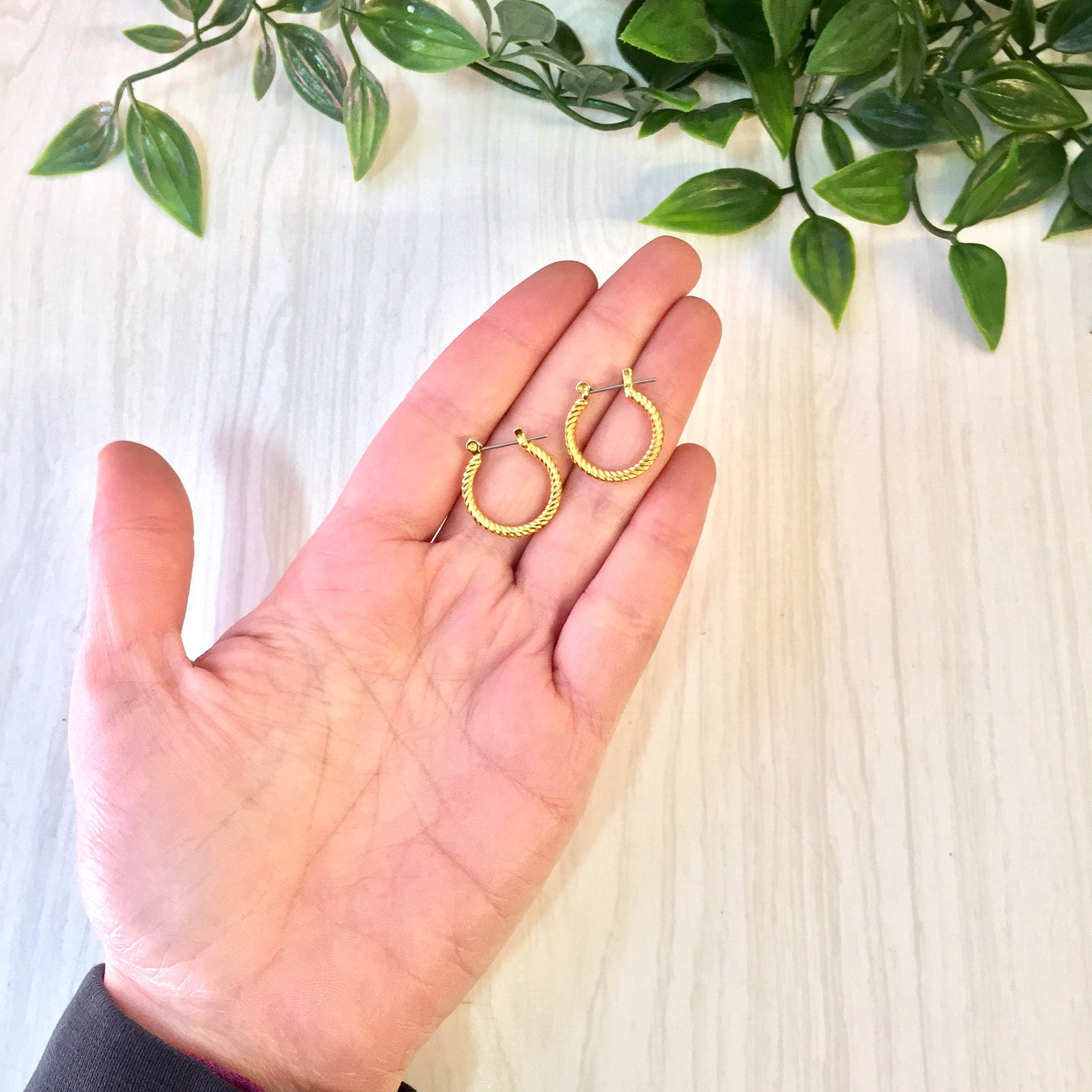Vintage Hoop Earrings | Gold Tone Earrings | Small Hoops | Gold Hoops | Vintage Jewelry | Gold | Costume Jewelry | Valentines Day | Earrings