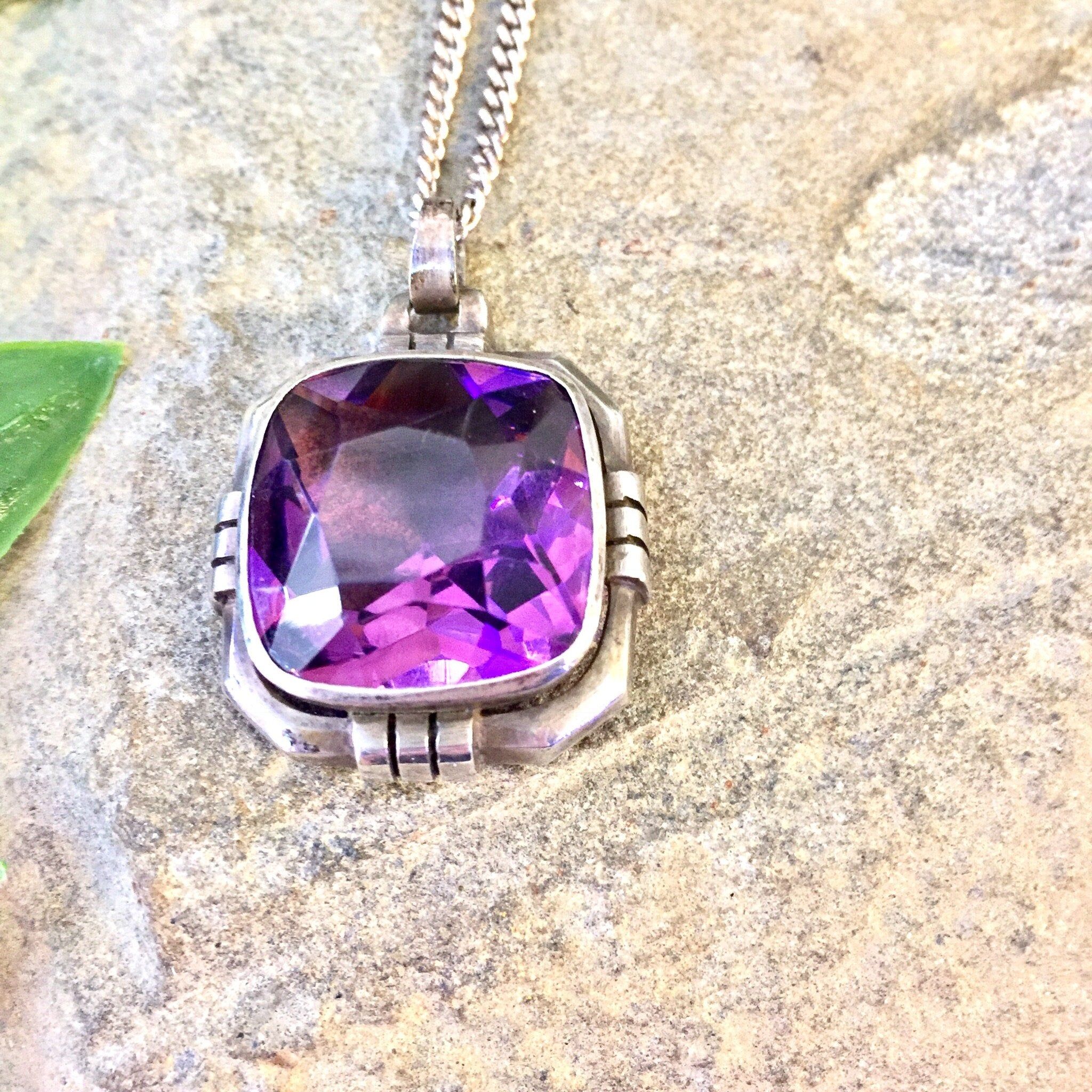 Vintage Silver Necklace, Purple Pendant, Purple Necklace, Pendant Jewelry, Vintage Jewelry, Purple Gemstone, Amethyst Jewelry, Silver Chain