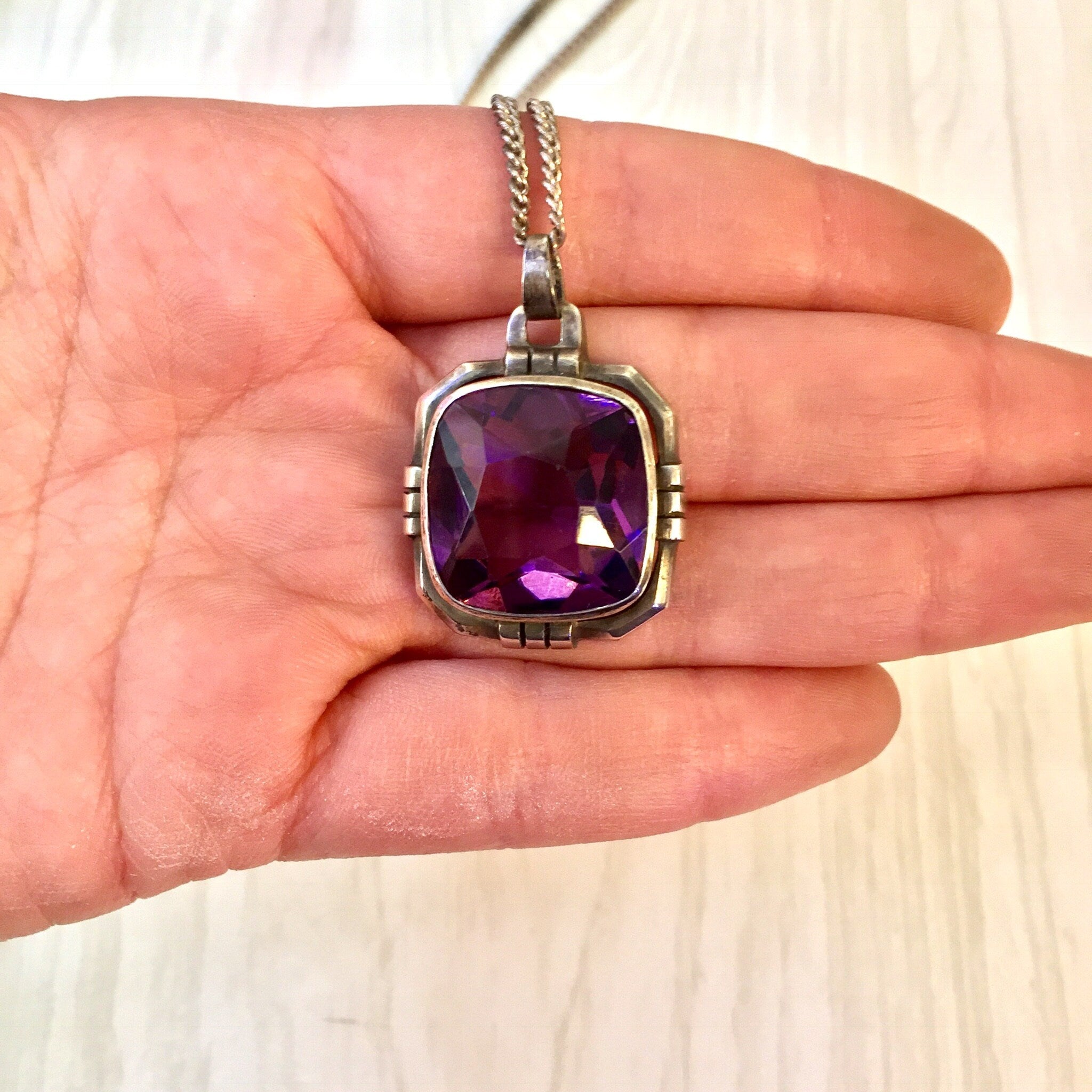 Vintage Silver Necklace, Purple Pendant, Purple Necklace, Pendant Jewelry, Vintage Jewelry, Purple Gemstone, Amethyst Jewelry, Silver Chain