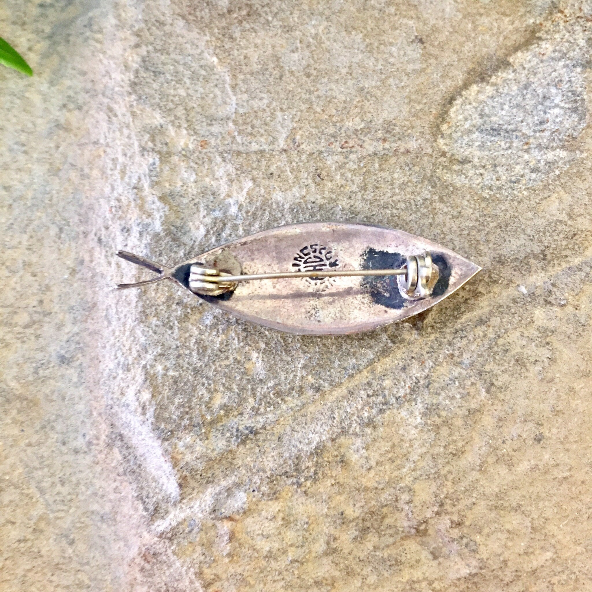 Vintage Silver Brooch, Sterling Silver, Fish Brooch, Vintage Jewelry, Abalone Jewelry, Shell Brooch, Fish Pin, Iridescent Brooch, Purple,