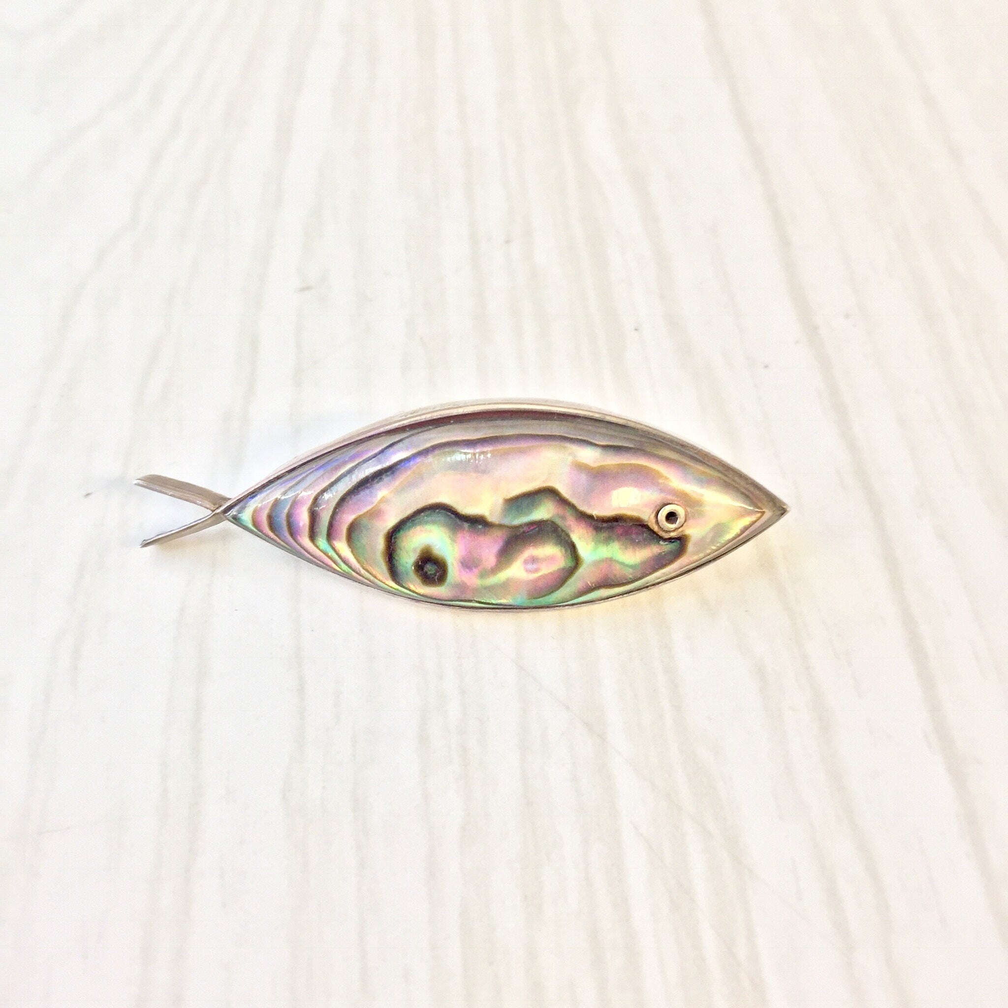 Vintage Silver Brooch, Sterling Silver, Fish Brooch, Vintage Jewelry, Abalone Jewelry, Shell Brooch, Fish Pin, Iridescent Brooch, Purple,